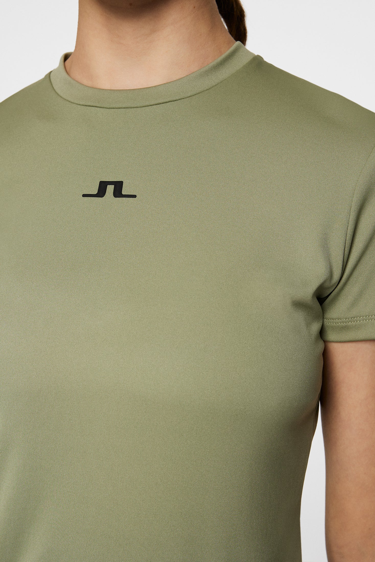 Ada T-shirt / Oil Green - Image 6