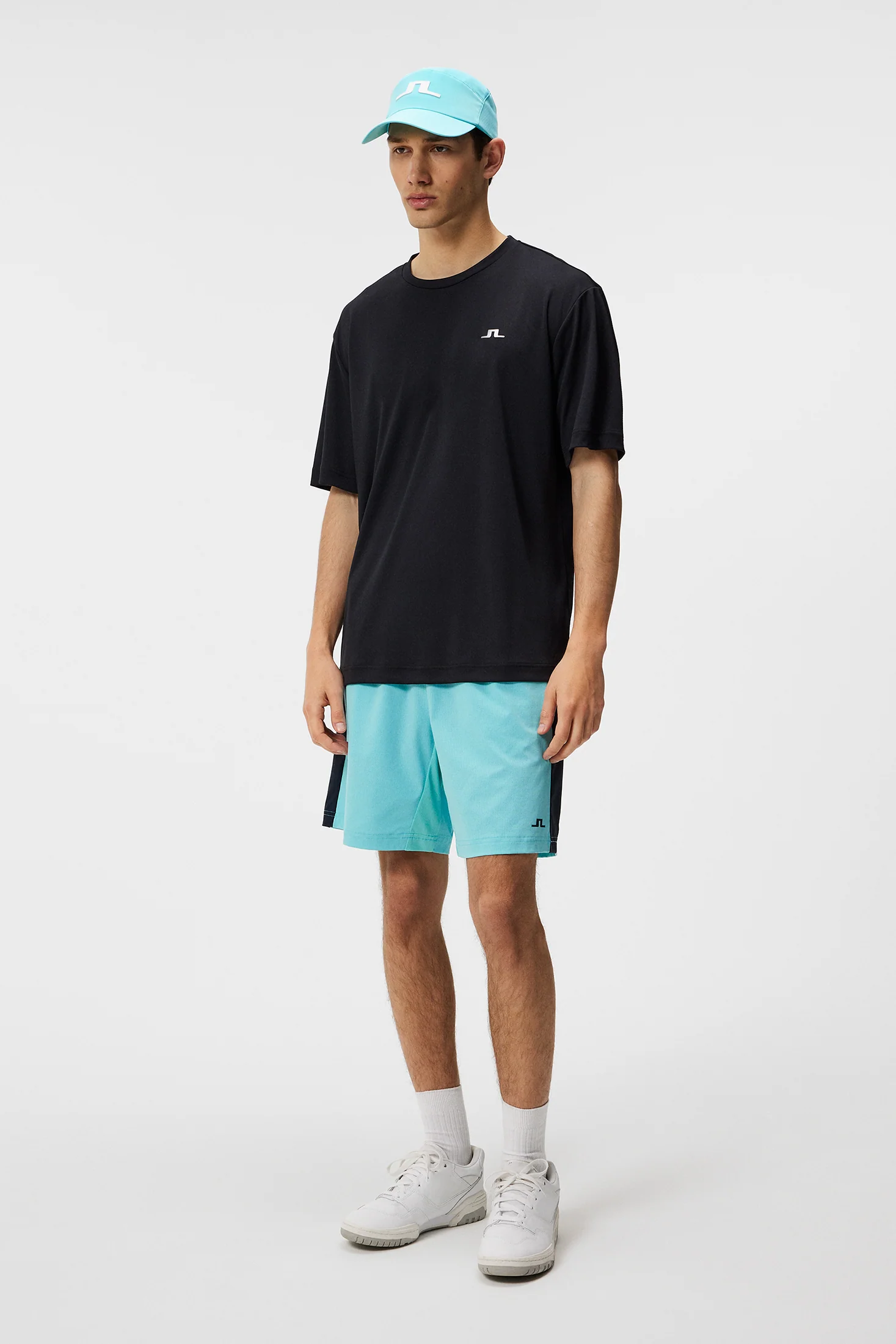 Ade T-shirt / Black - Image 4