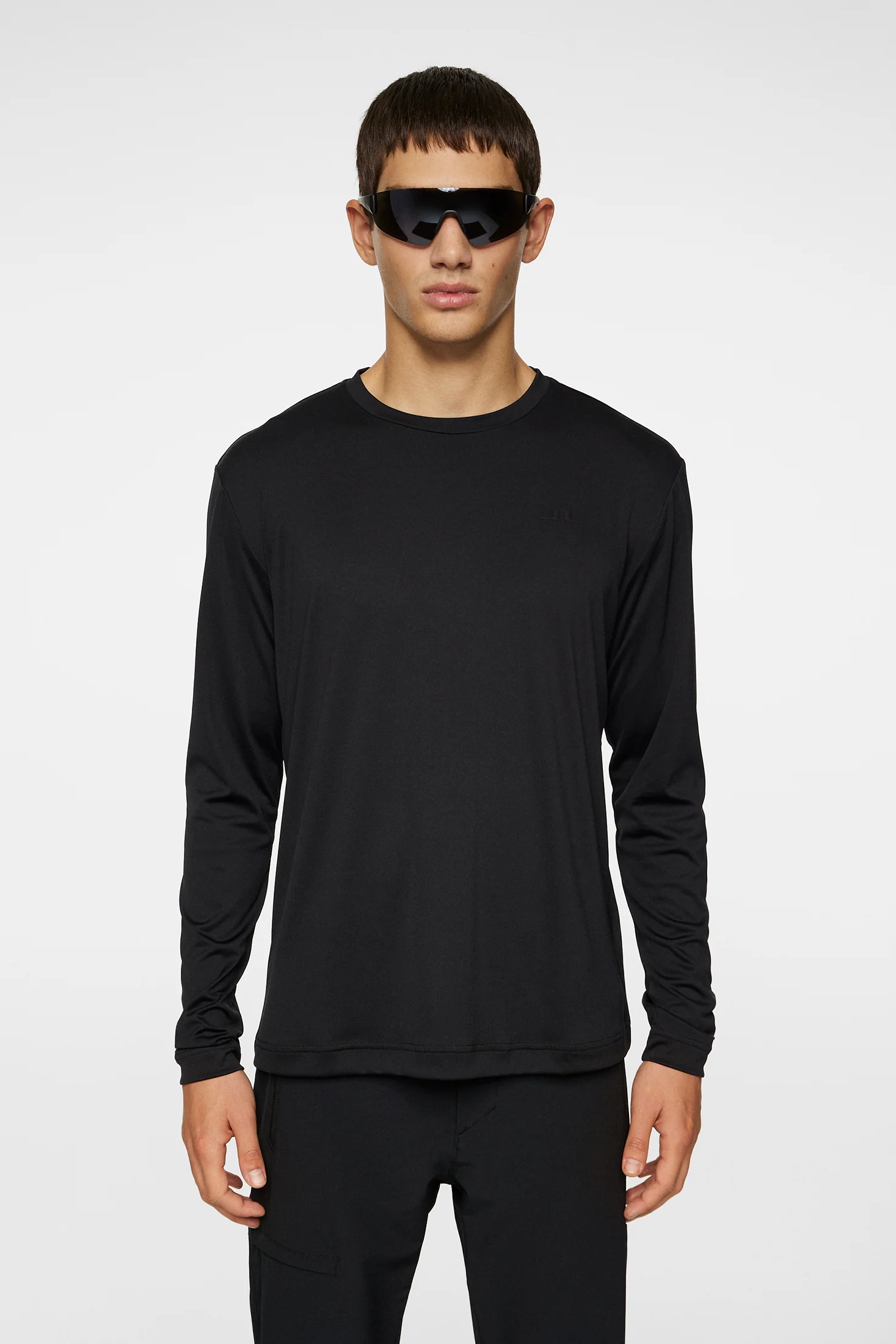 Ade T-shirt LS / Black - Image 2