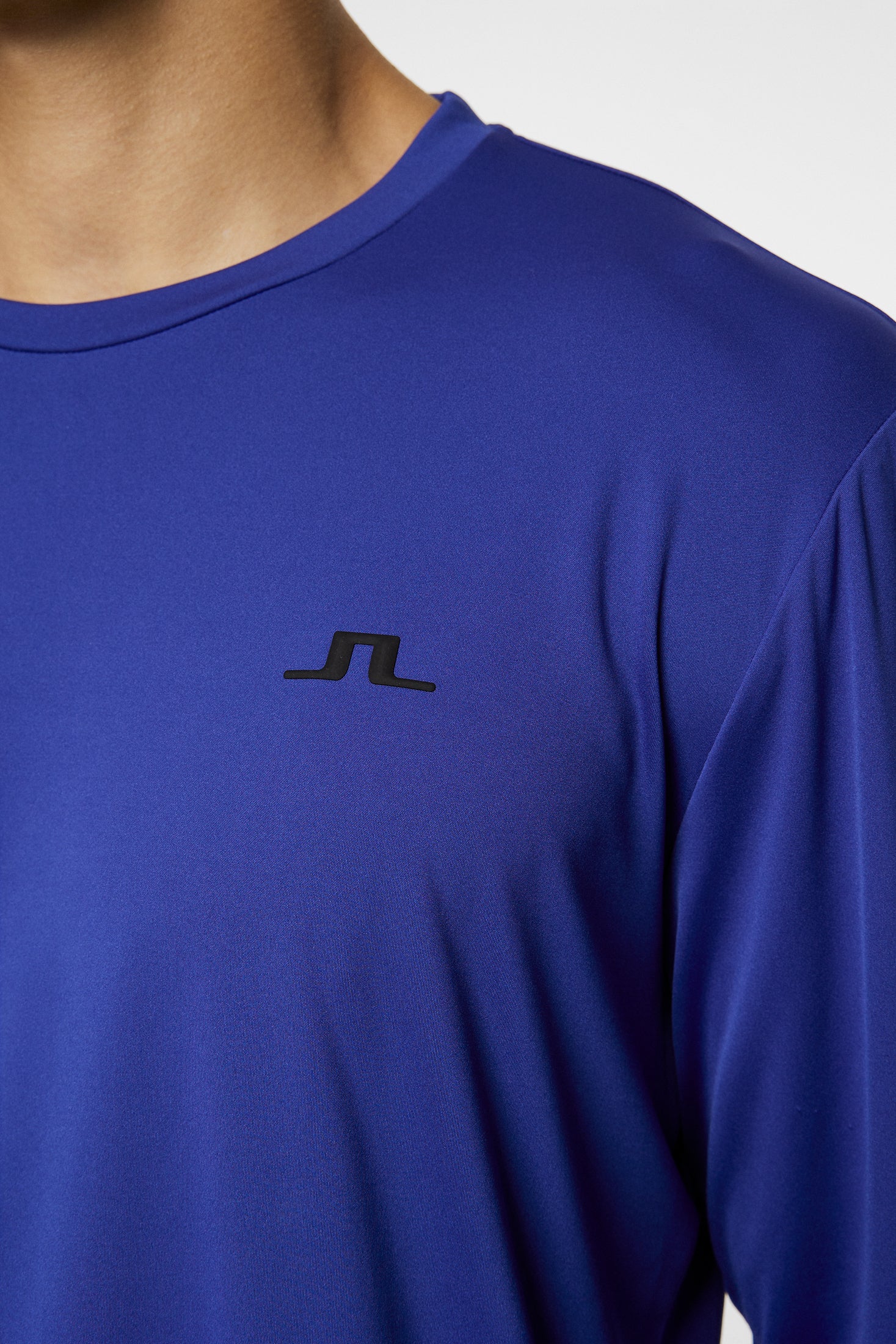 Ade T-shirt LS / Clematis Blue - Image 6