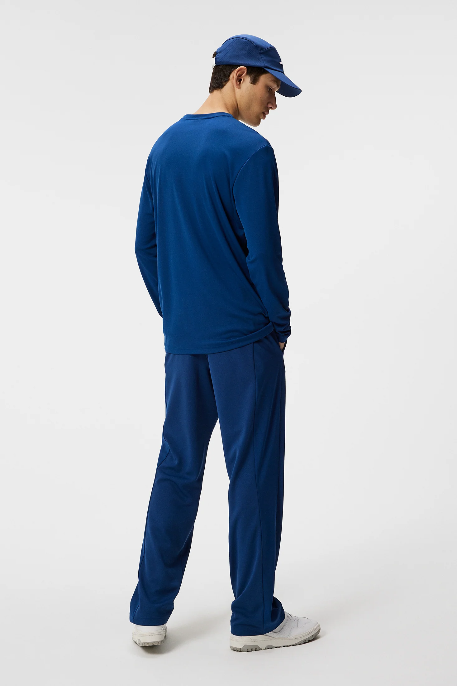 Ade T-shirt LS / Estate Blue - Image 3