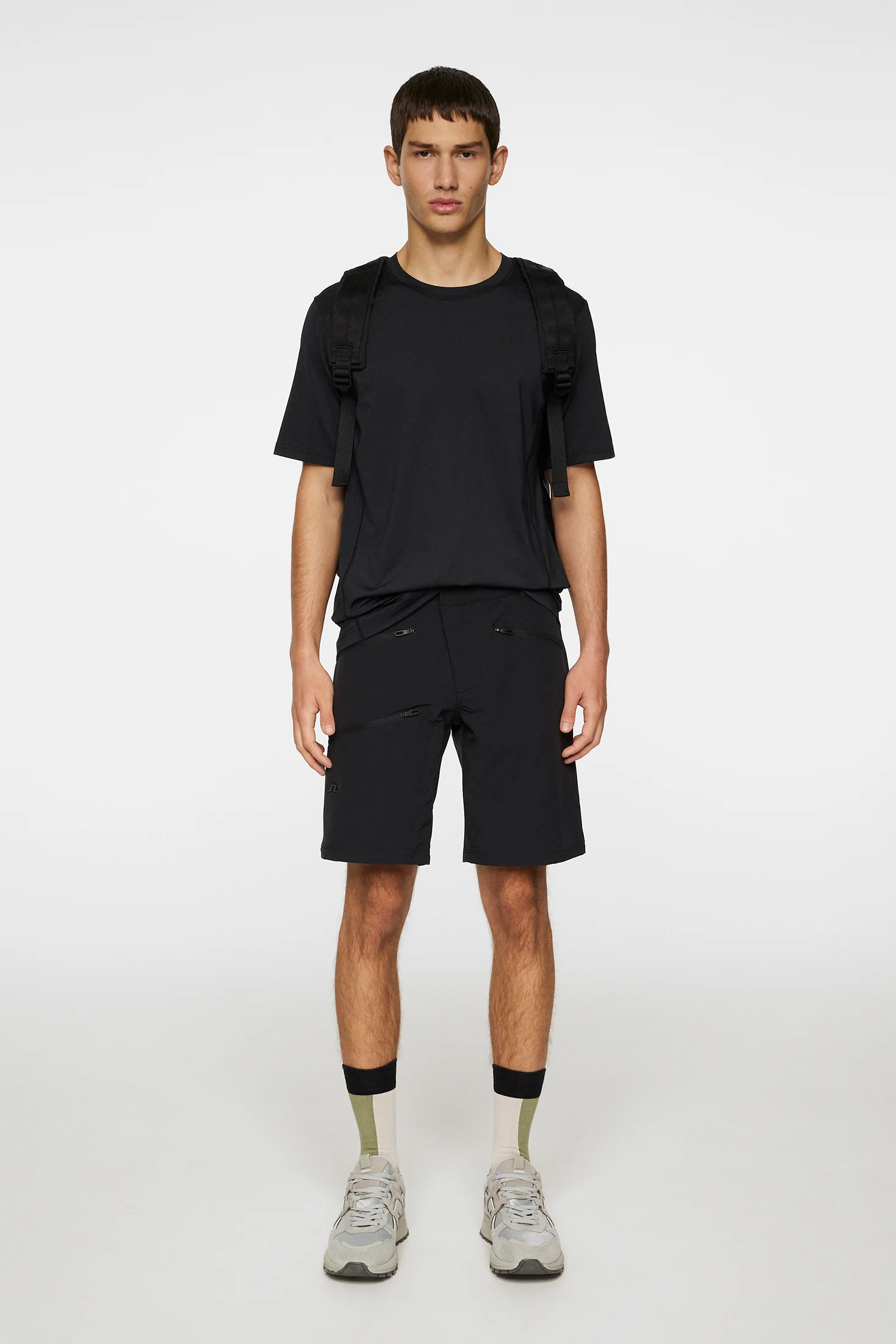 Adrian Softshell Shorts / Black - Image 4