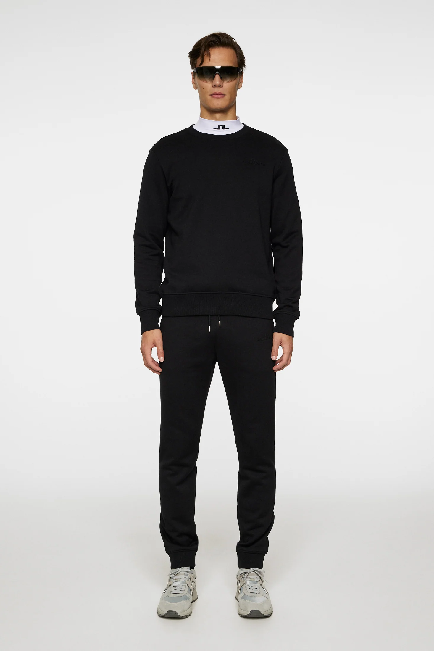 Alpha Crew Neck / Black - Image 4