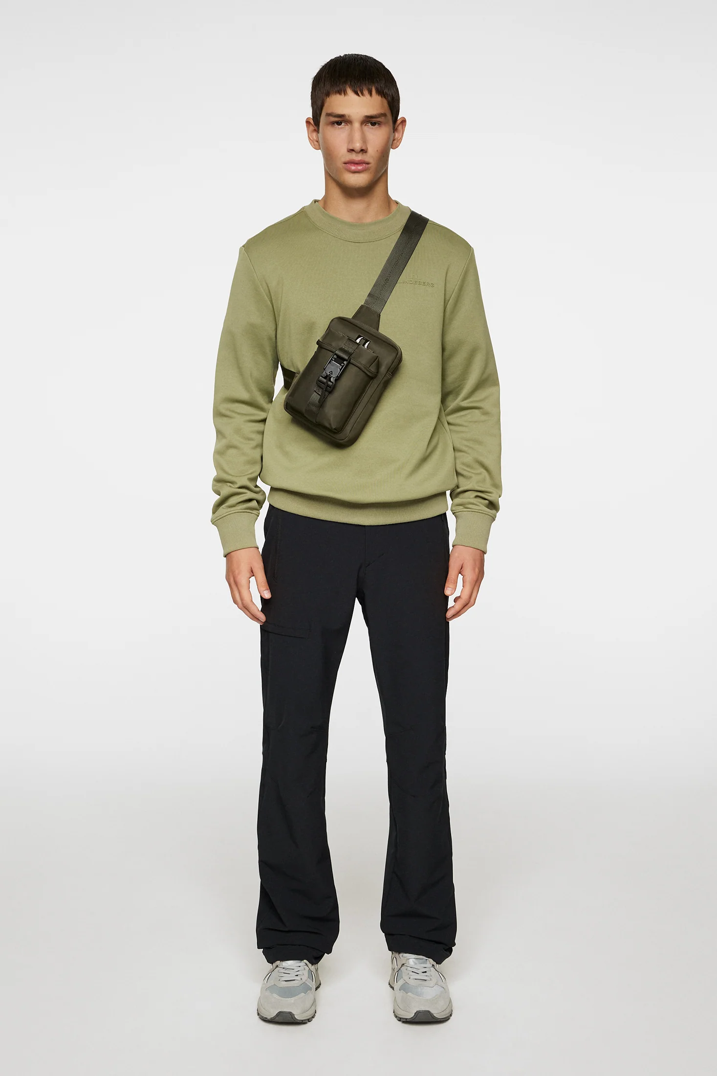 Alpha Crew Neck / Oil Green - Image 4