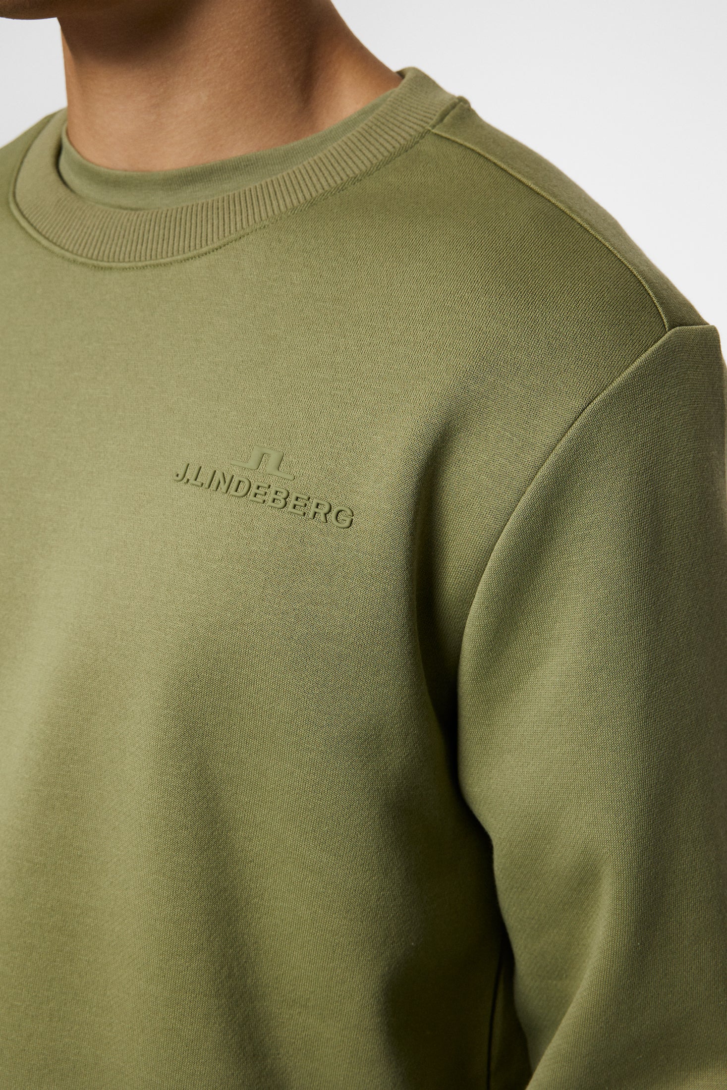 Alpha Crew Neck / Oil Green - Image 6