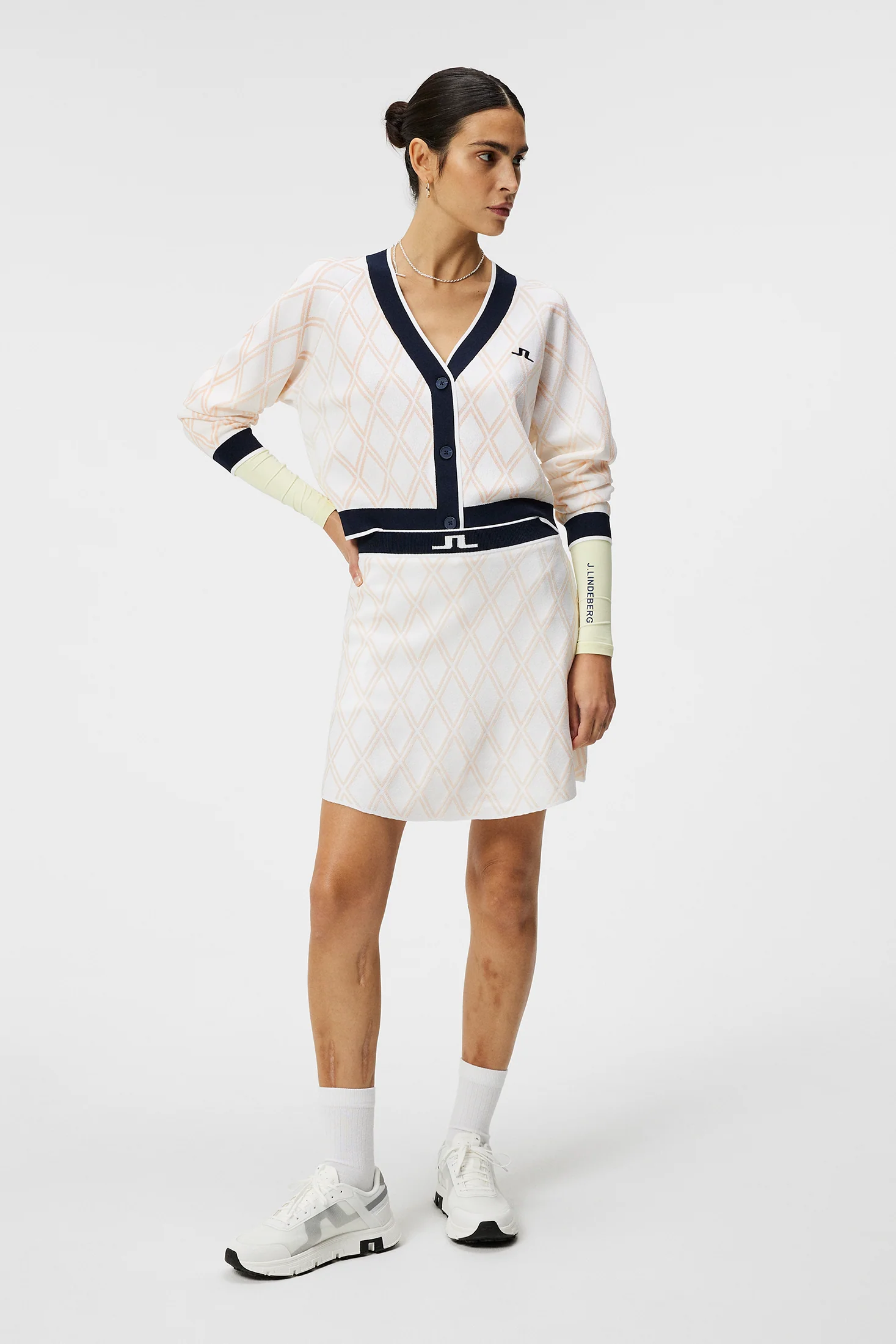 Aper Knitted Skirt / White - Image 5