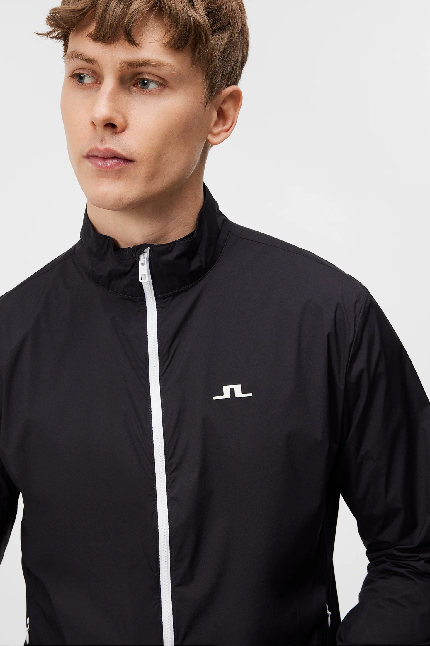 Ash Light Packable Jacket / Black - Image 5