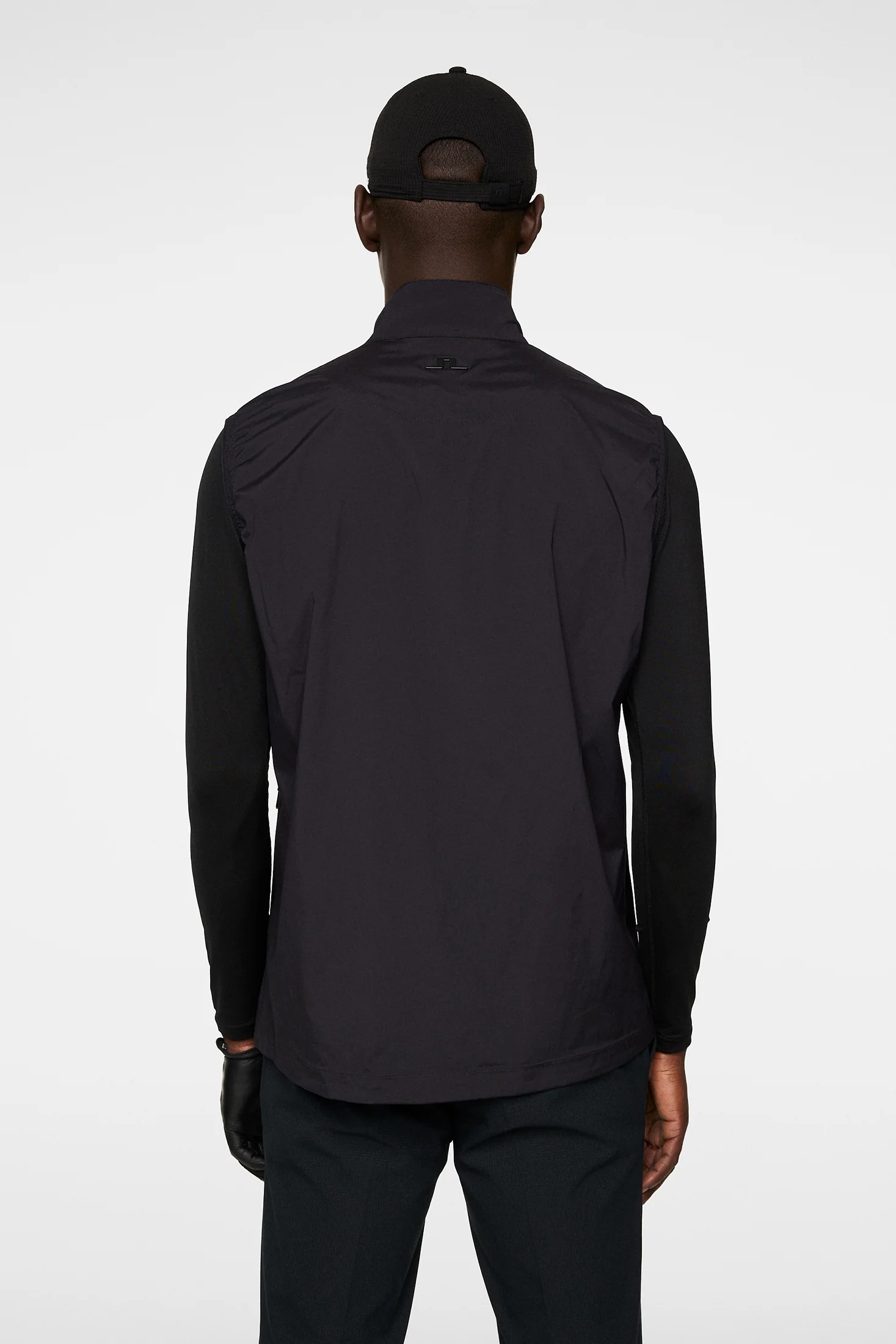 Ash Light Packable Vest / Black - Image 3