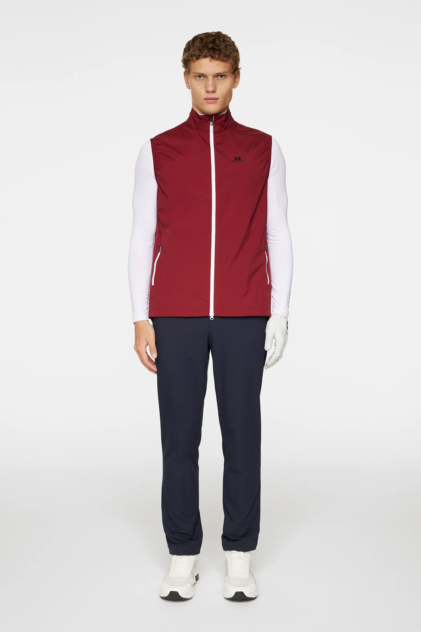 Ash Light Packable Vest / Cabernet - Image 4
