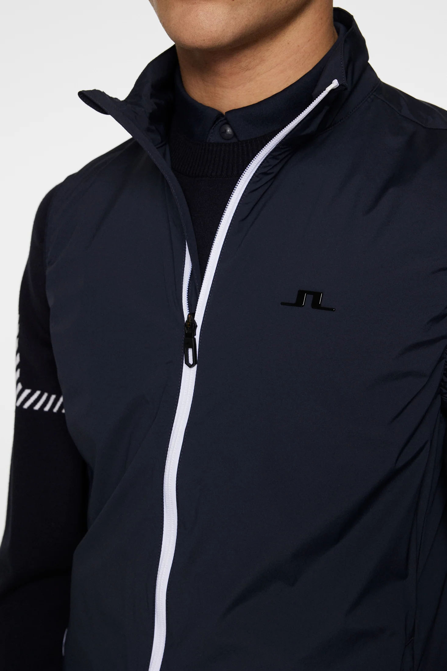 Ash Light Packable Vest / JL Navy - Image 7