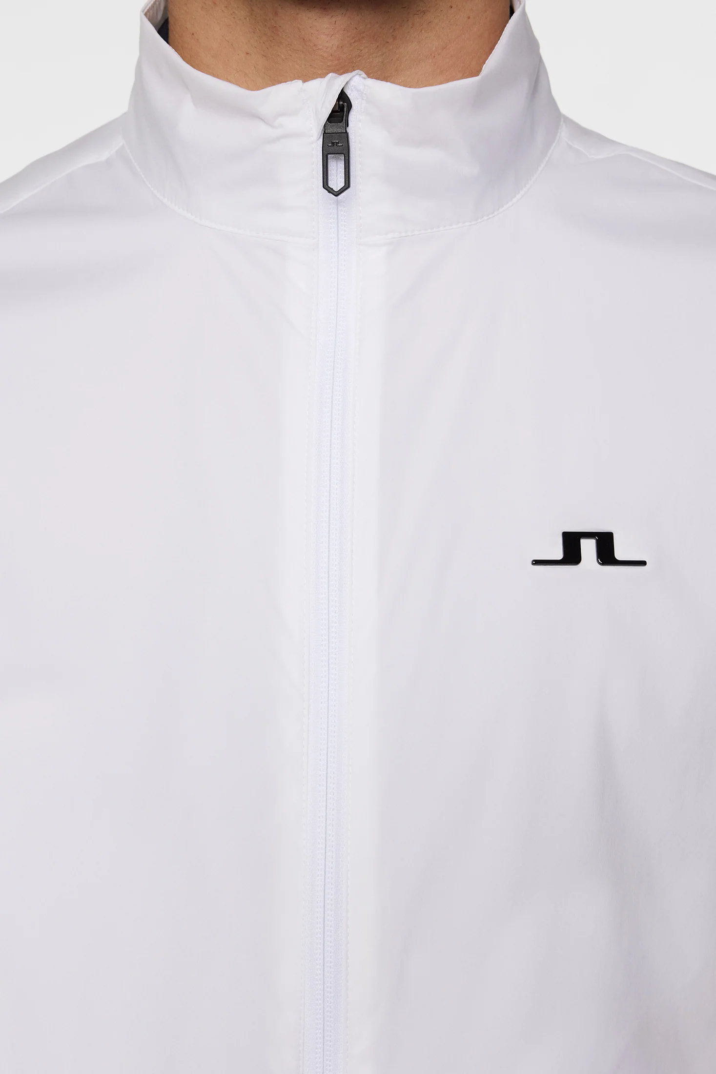 Ash Light Packable Vest / White - Image 6