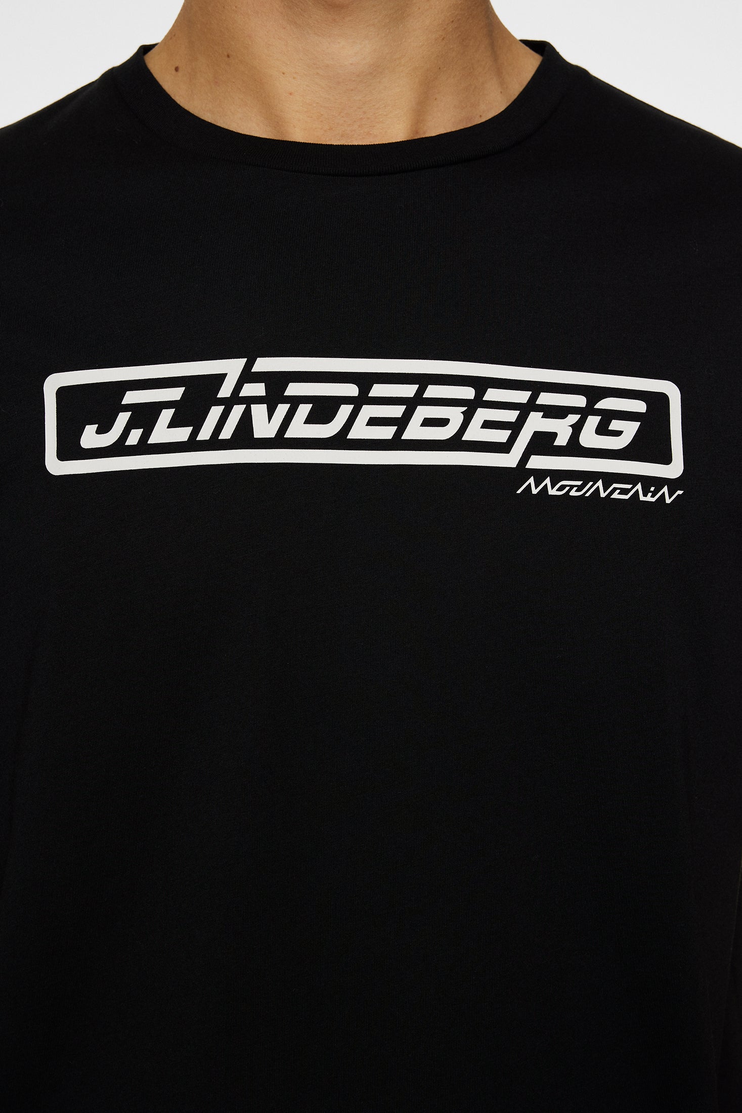 Baldwin T-shirt / Black - Image 6
