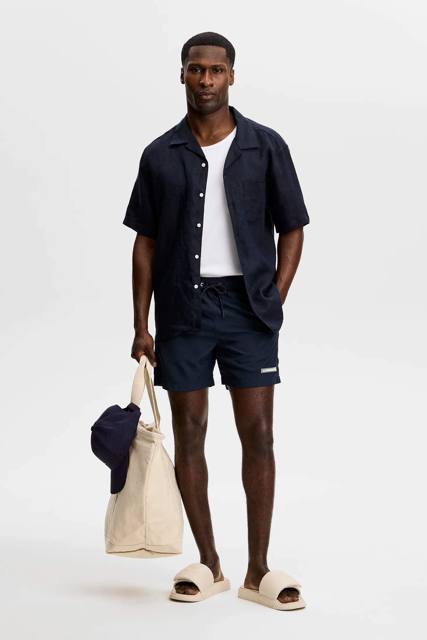 Banks Solid Swim shorts / JL Navy - Image 4