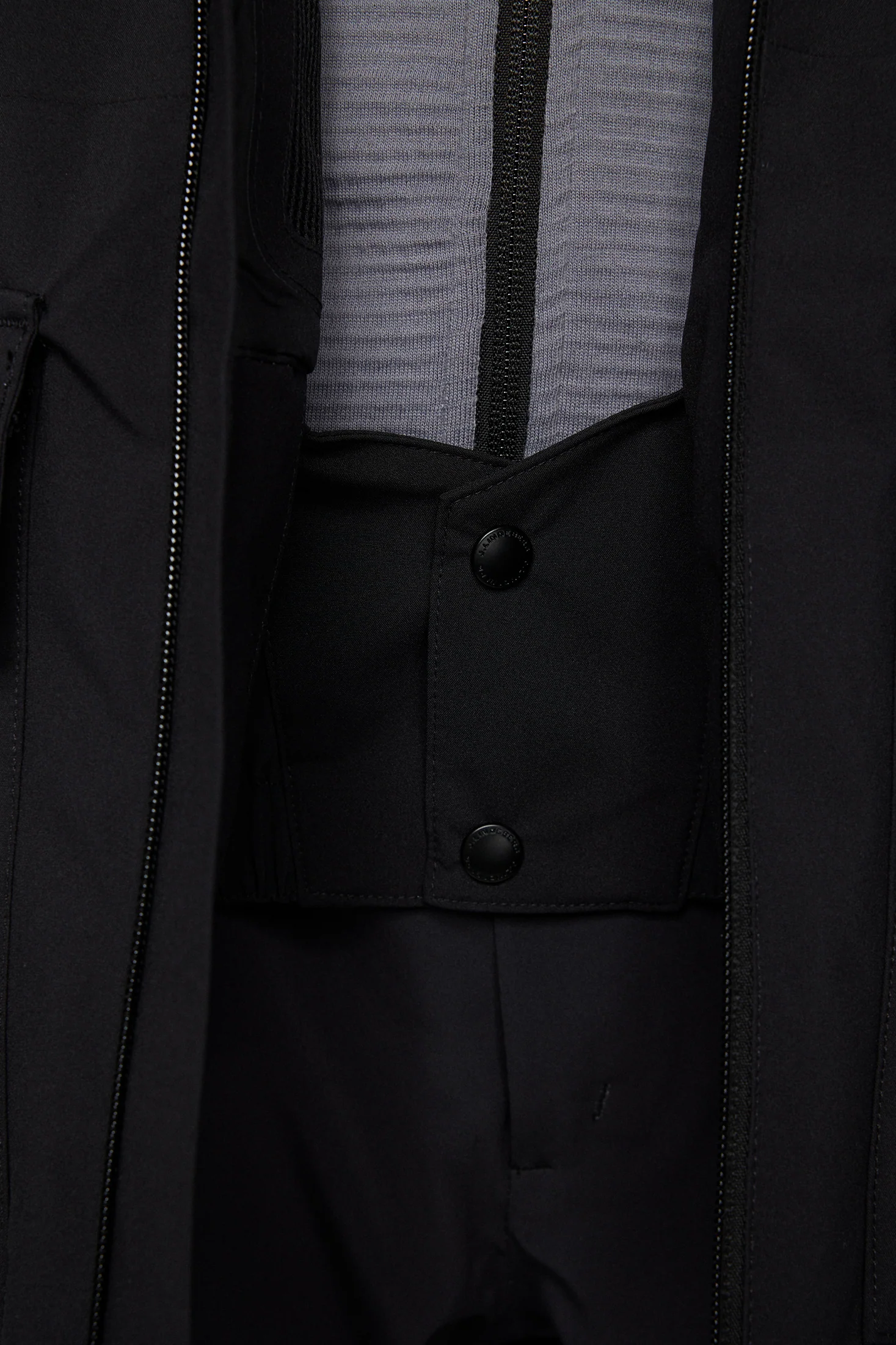 Bridge Parka / Black - Image 6