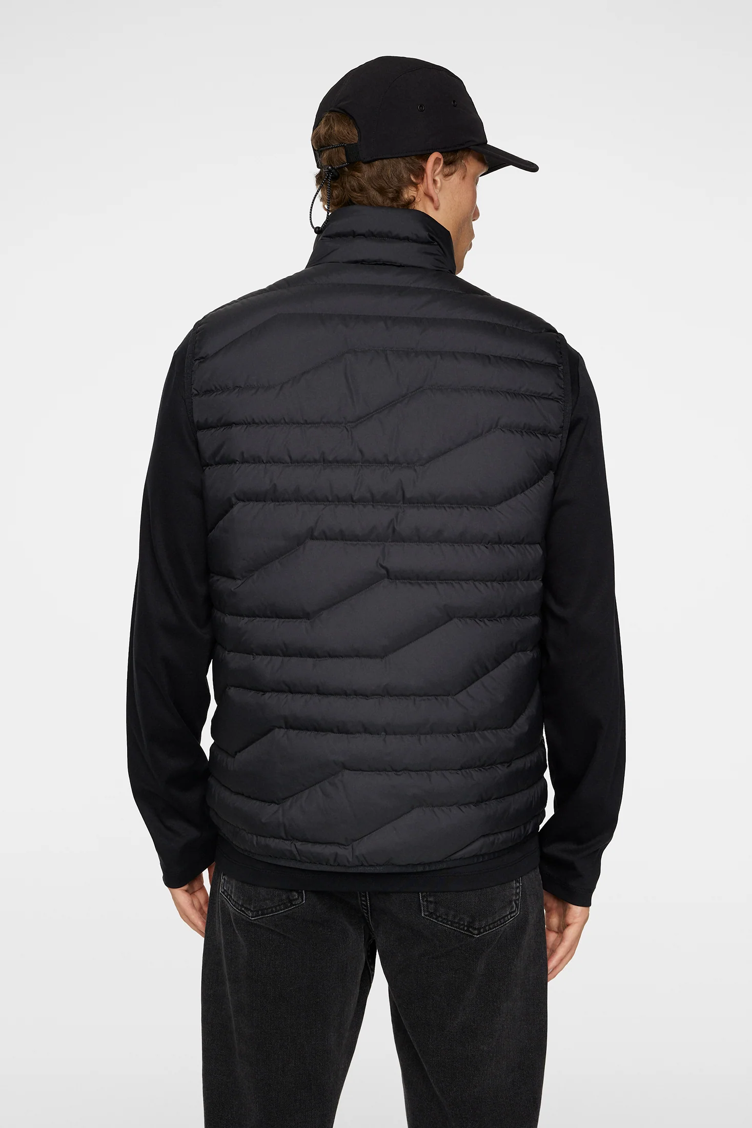 Cliff Light Down Vest / Black - Image 3