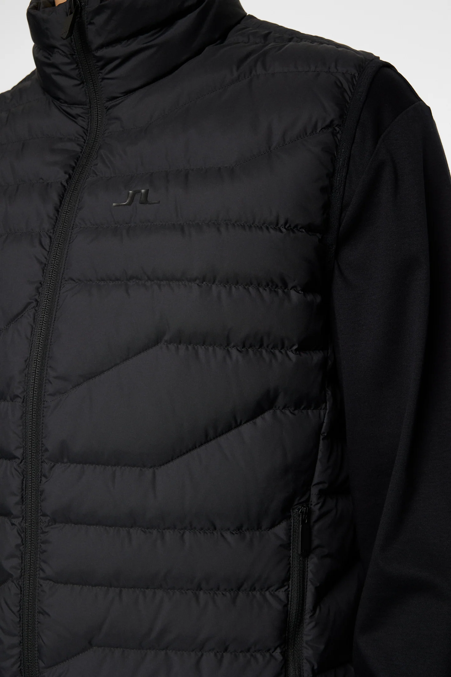 Cliff Light Down Vest / Black - Image 6