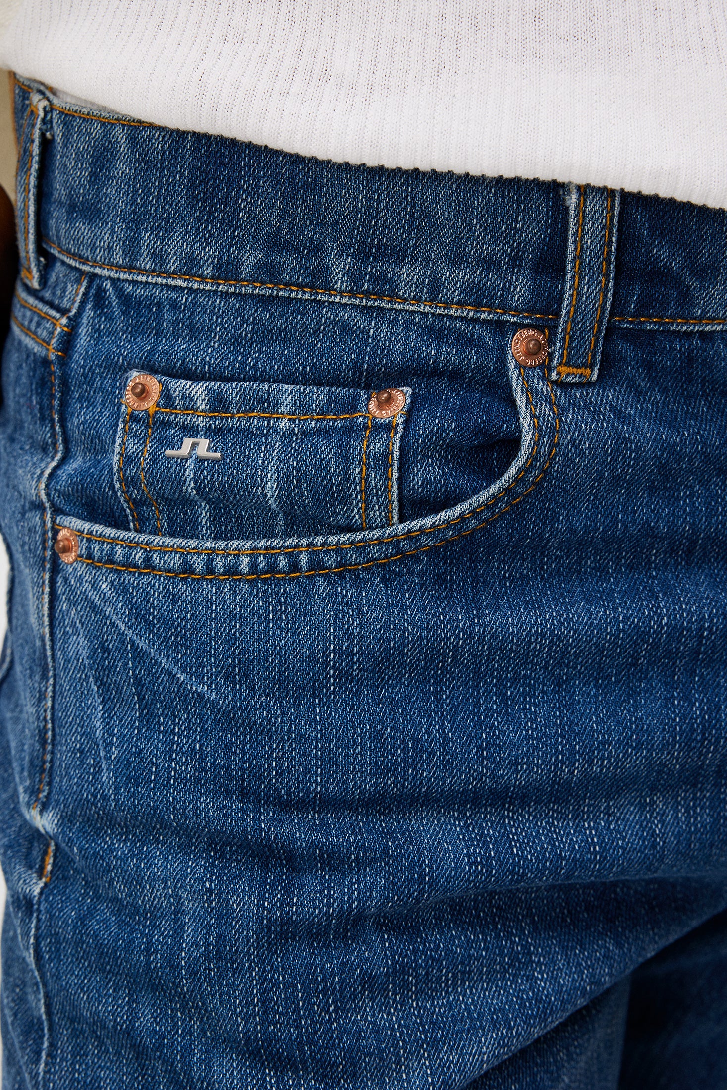 Cody Slub Regular Jeans / Mid Blue - Image 6