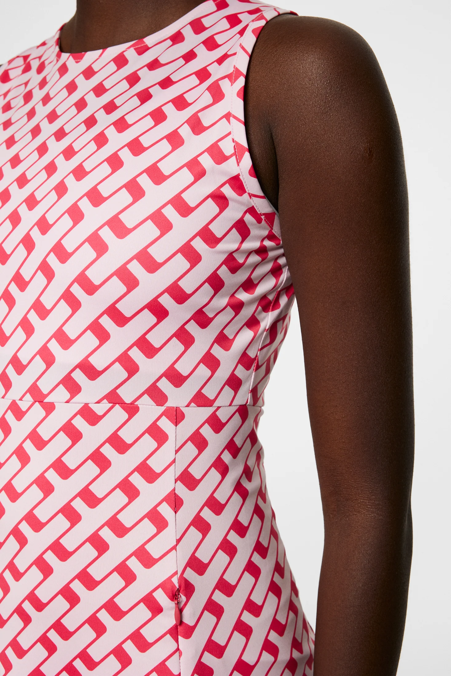 Cora Print Dress / Tour Geo Pink M - Image 6