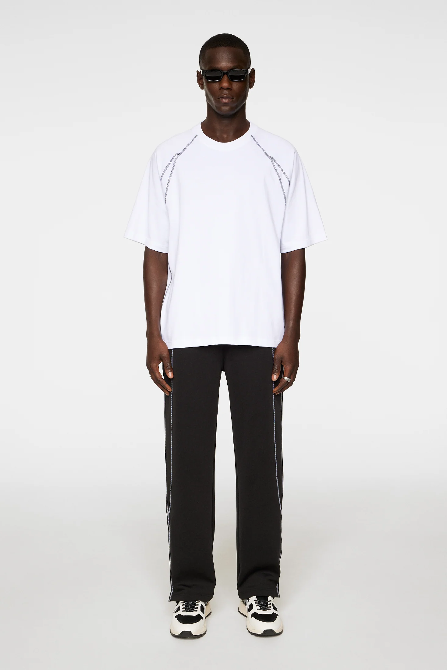 Corado Contrast Seam T-Shirt / White - Image 4
