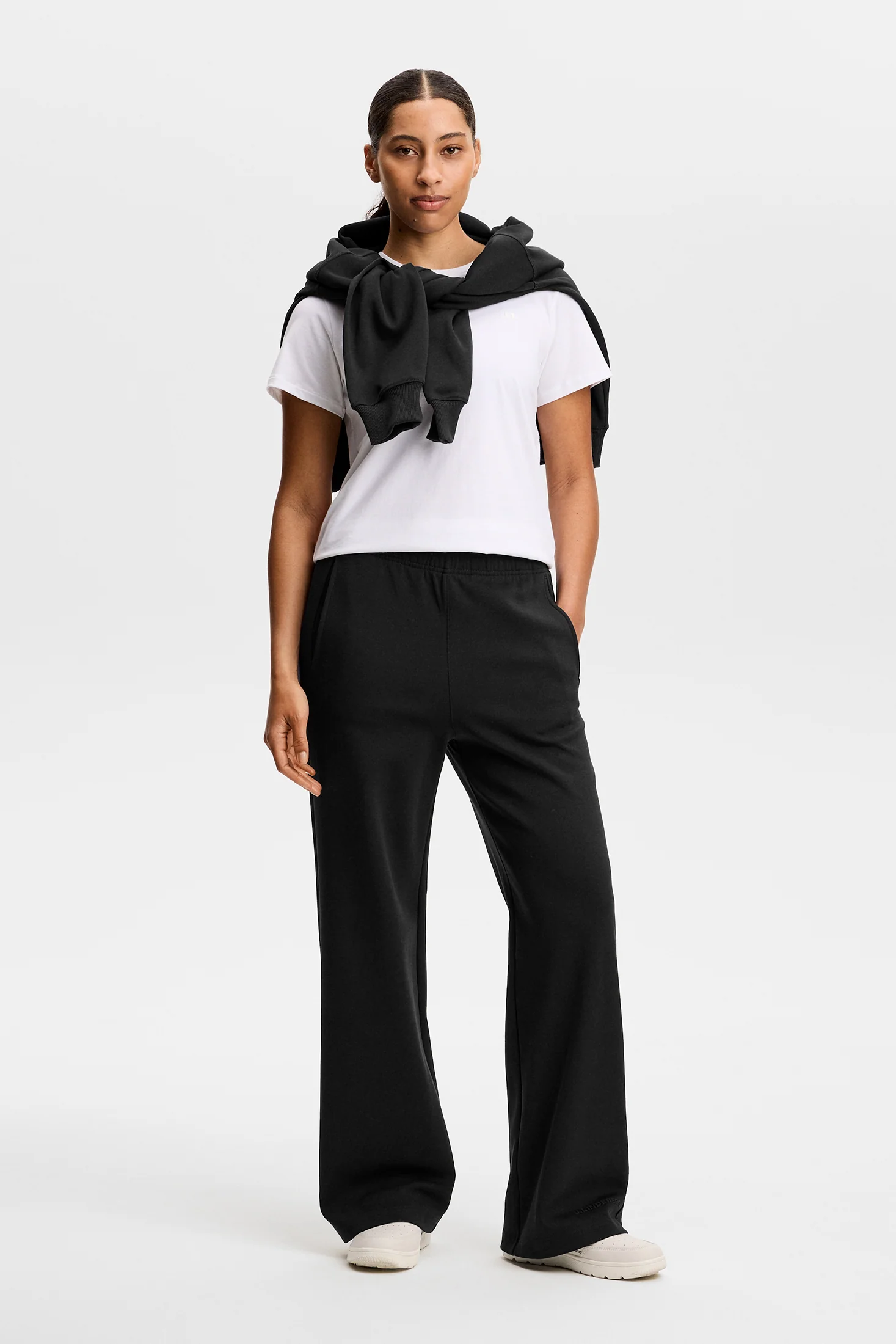 Cove Sweatpants / Black - Image 4
