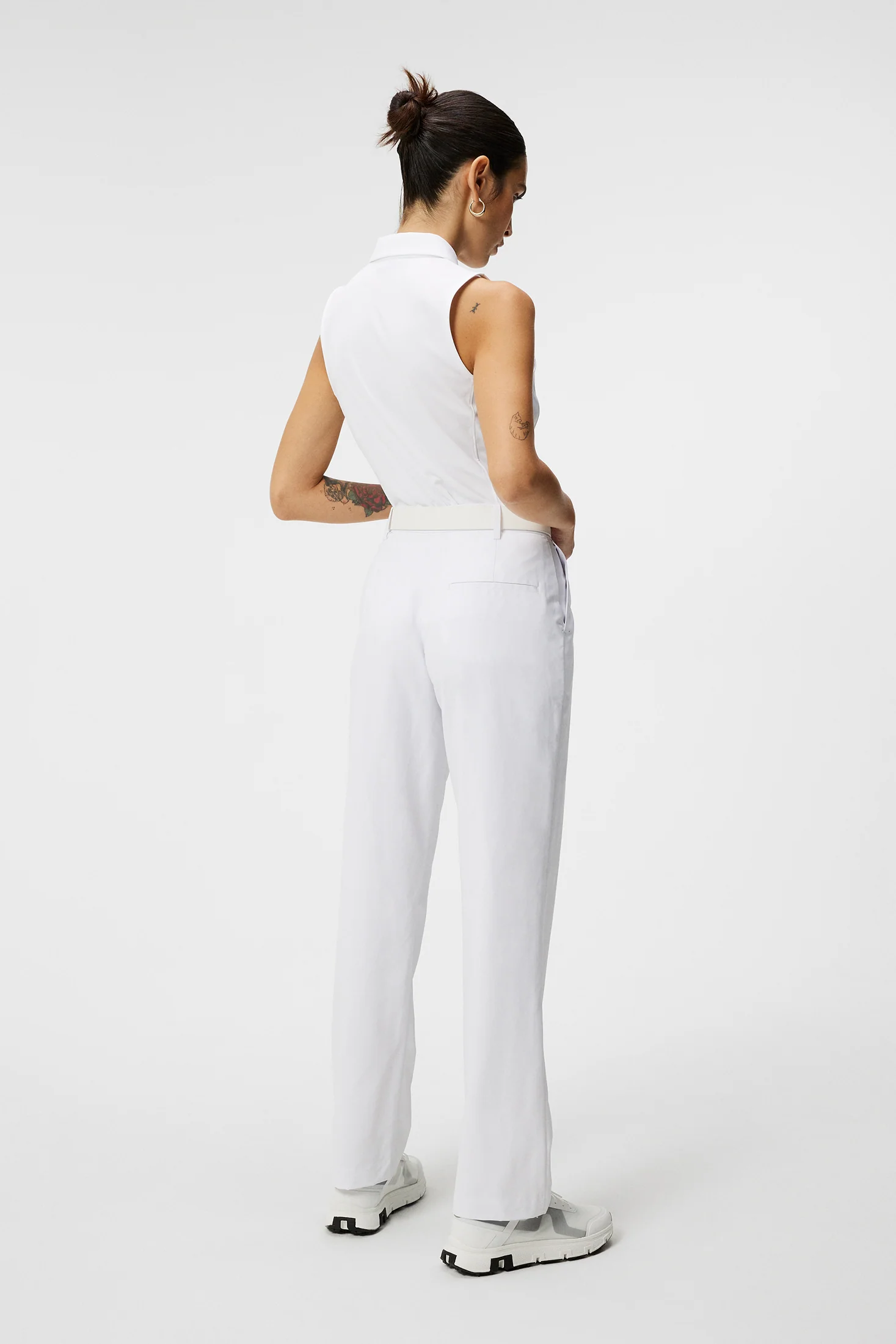 Dena Sleeveless Top / White - Image 3