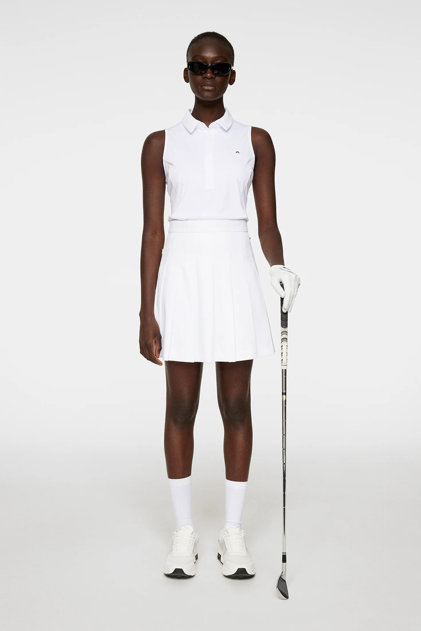 Dena Sleeveless Top / White - Image 4