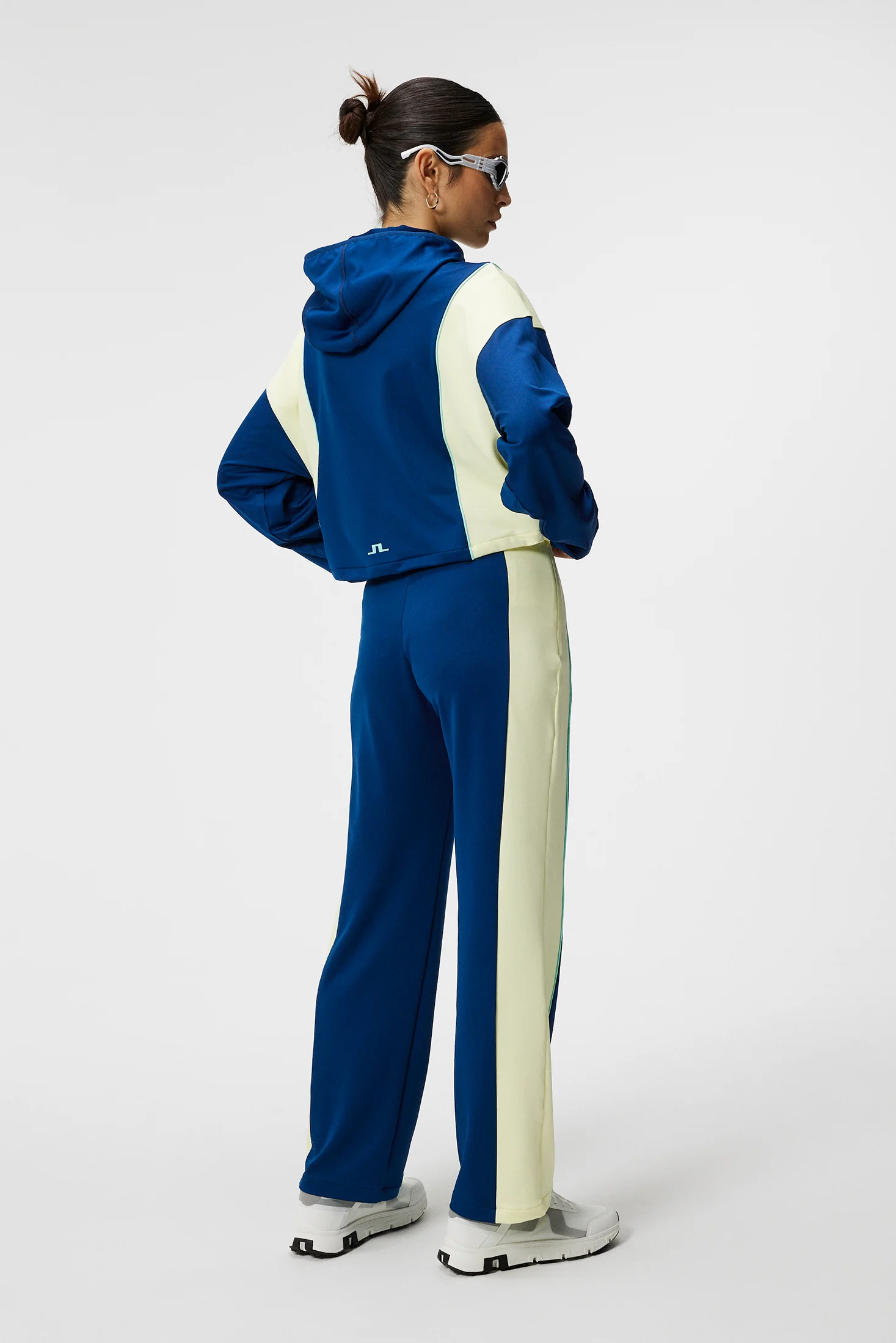 Diana Hood / Estate Blue - Image 3