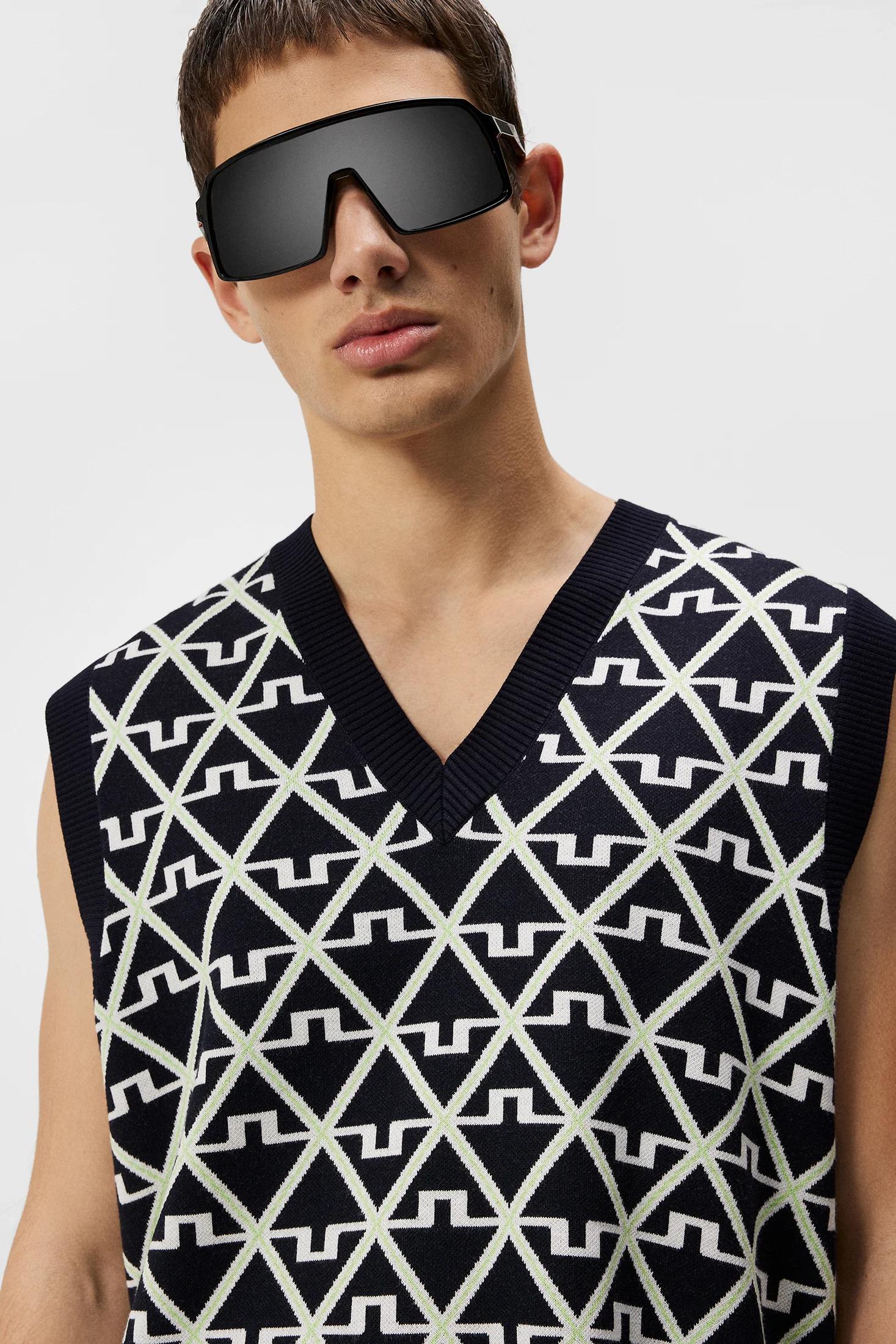 Elian Knitted Vest / Geo JL Navy - Image 5