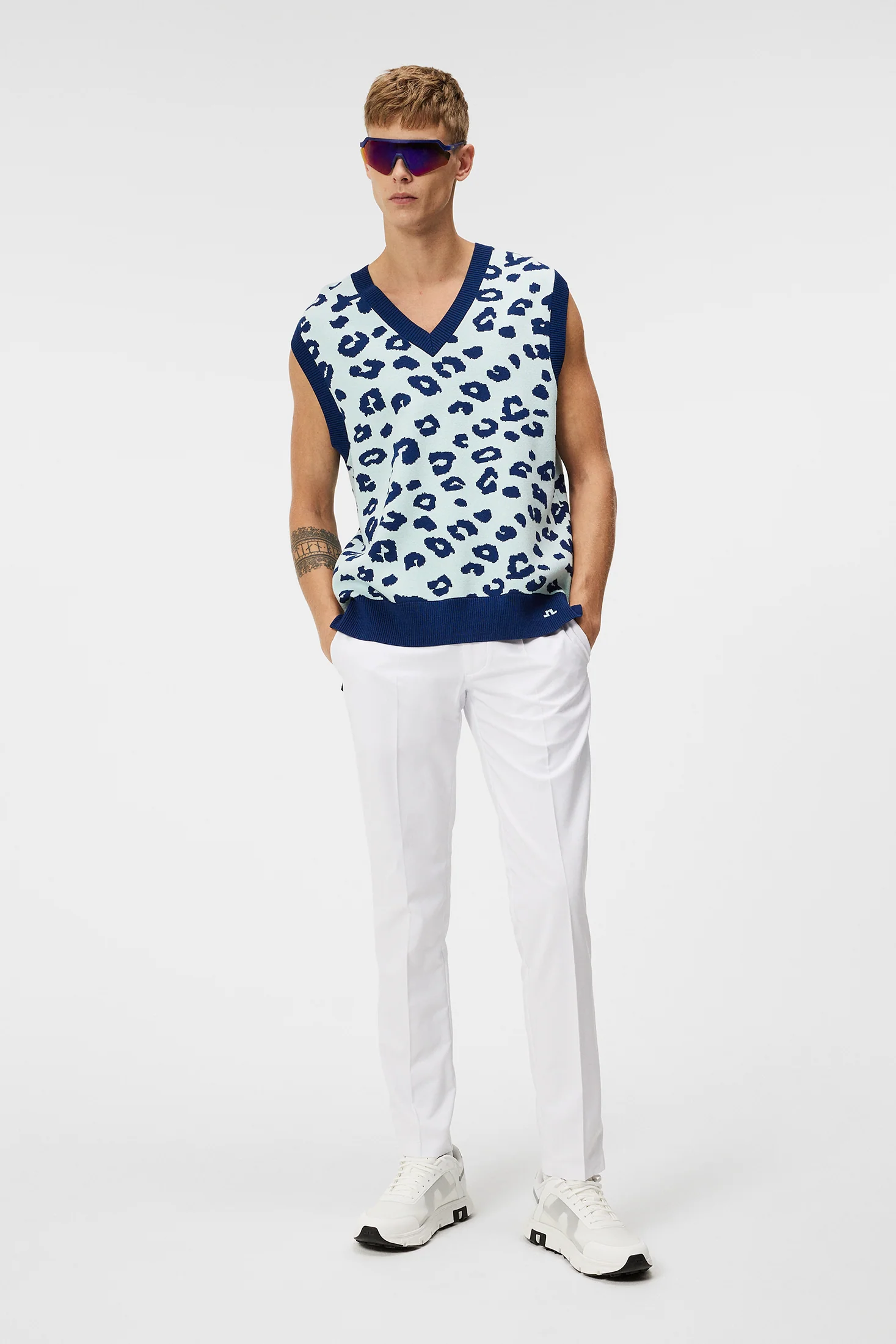 Elian Knitted Vest / Savanna Spa Retreat - Image 3