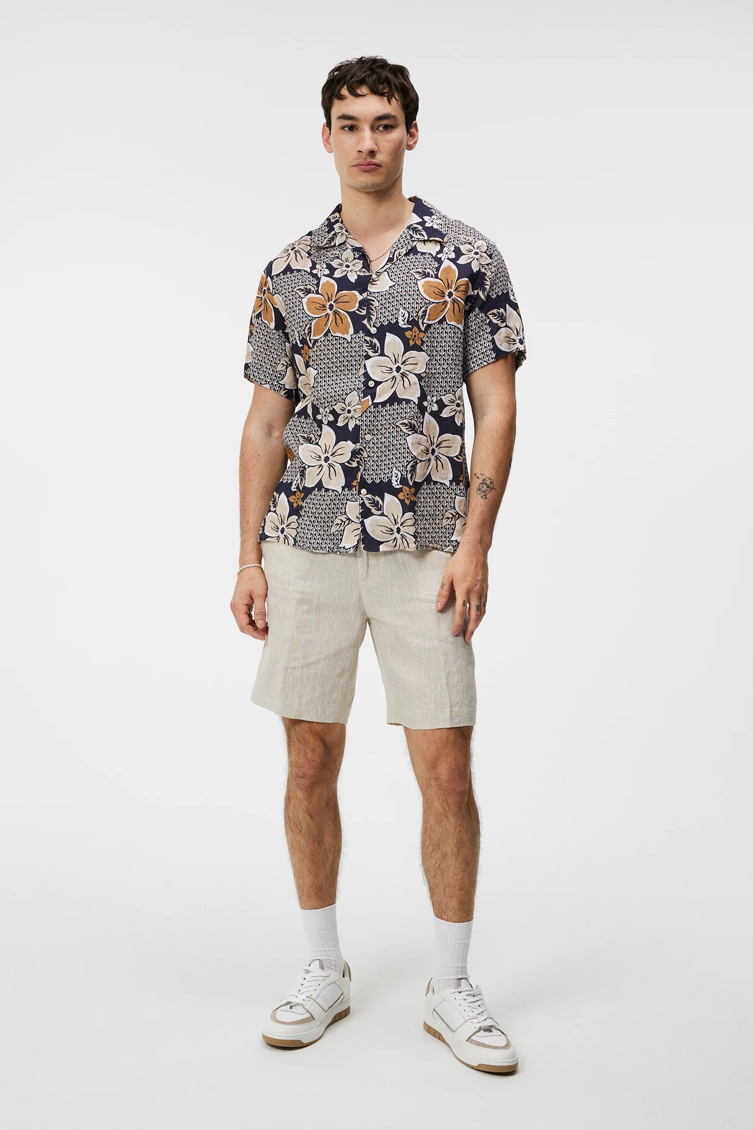Elio Linen Island Floral Shirt / Island Floral Mix Safari - Image 4