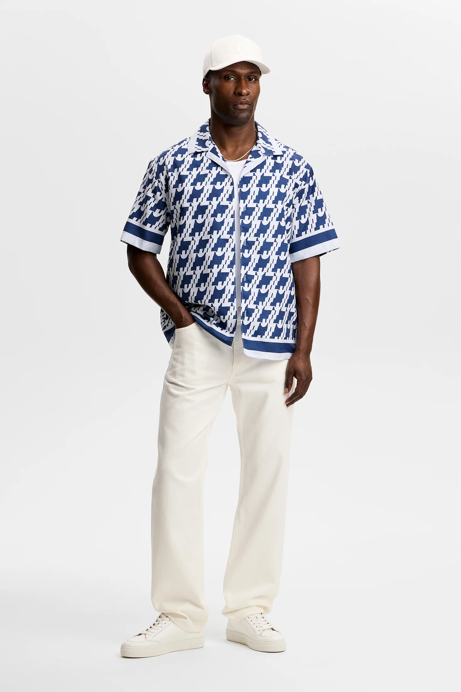 Ellis Border Resort Shirt / Estate Blue - Image 4