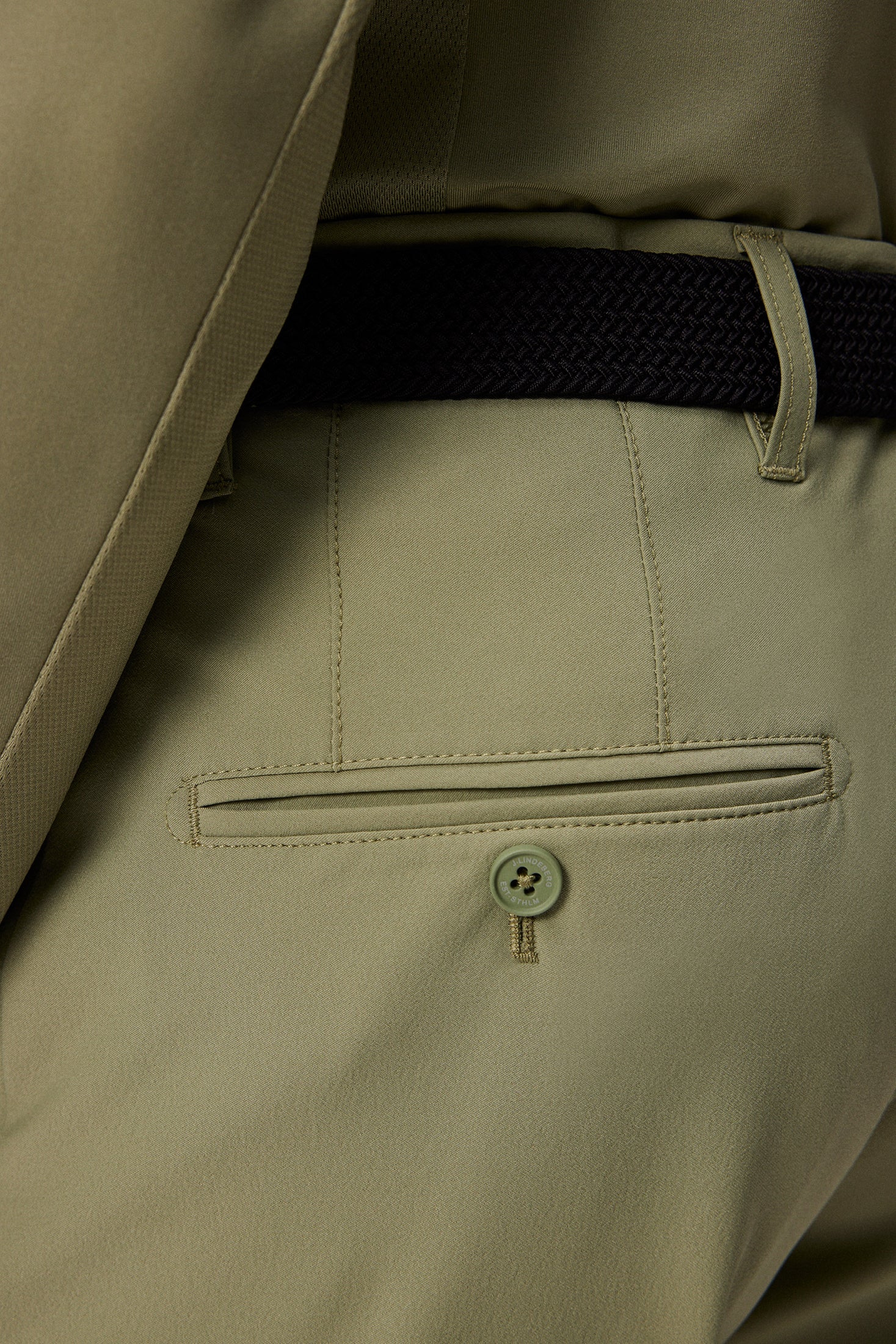 Eloy Shorts / Oil Green - Image 5