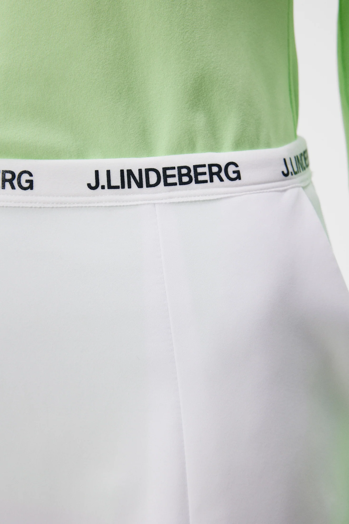 Emrah Shorts / White - Image 6