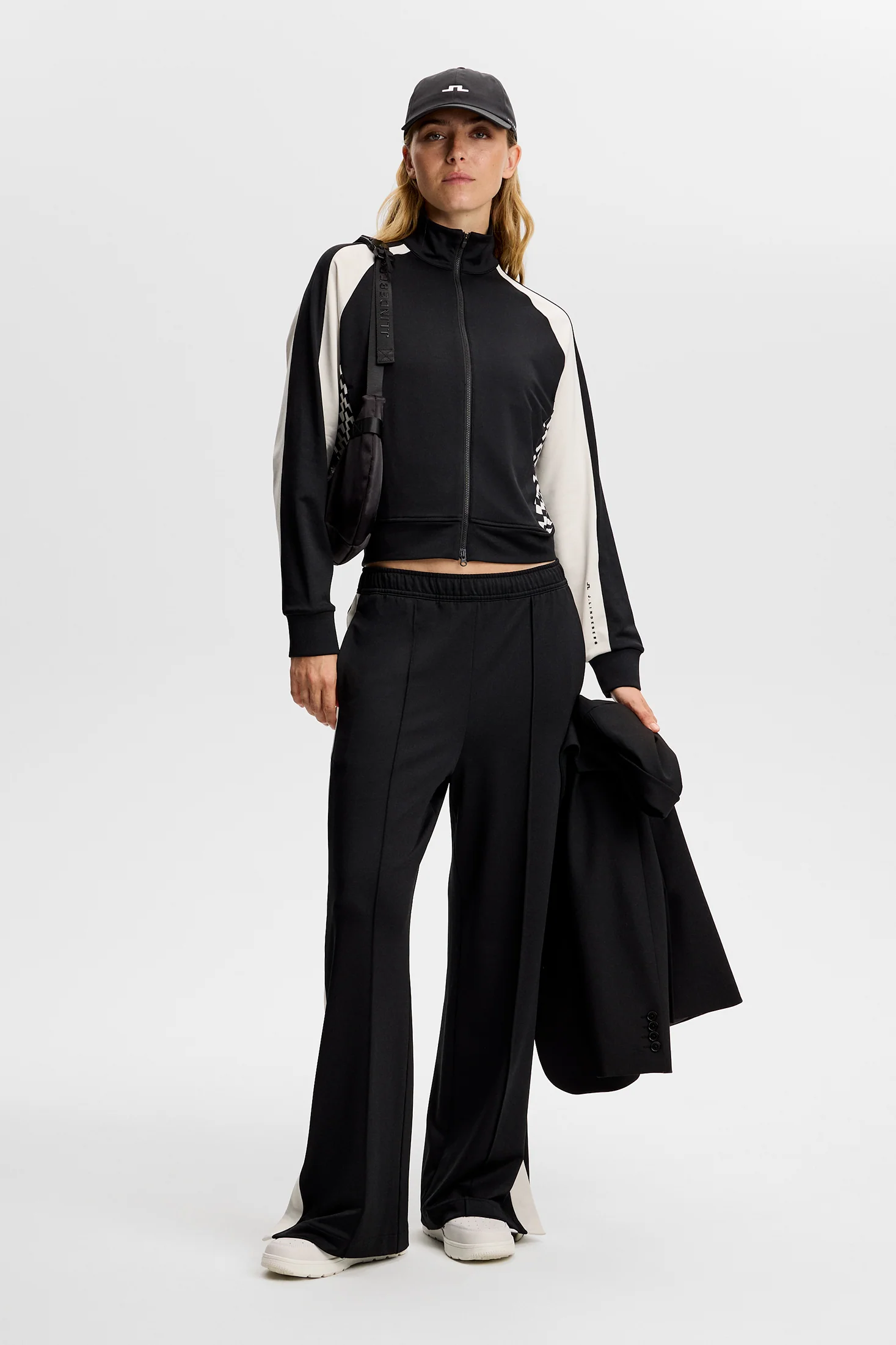 Fabiola Track Jacket / Black - Image 4