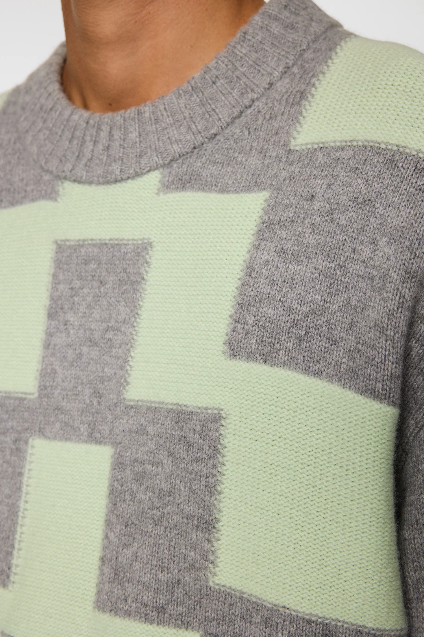 Gavin Stacked Bridge Knit / Light Grey Melange - Image 6