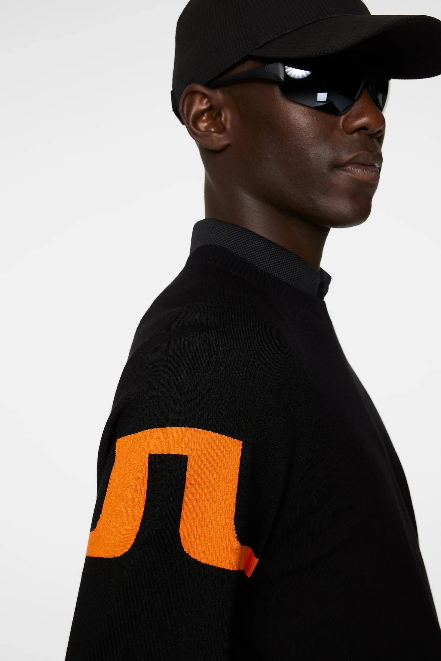 Gusten Knitted Sweater / Black - Image 5
