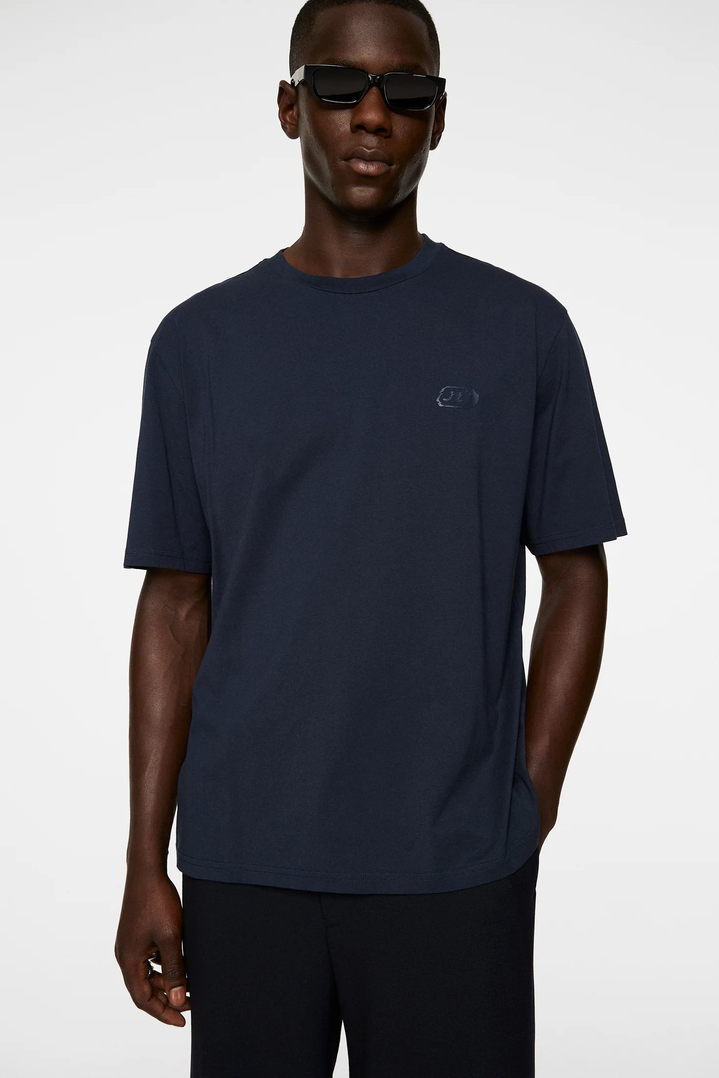 Hale Logo T-Shirt / JL Navy - Image 5