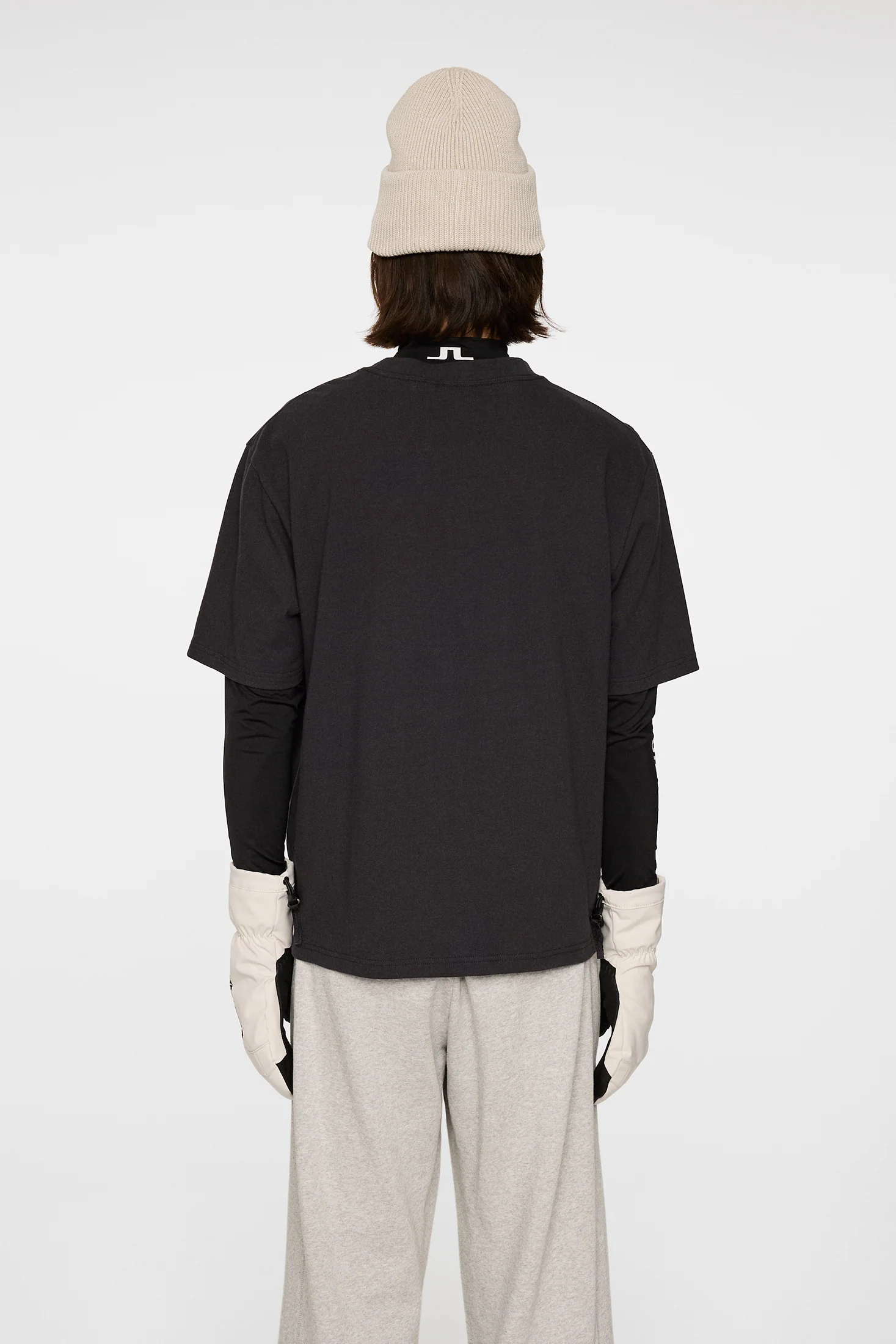 Hale Seasonal Logo T-shirt / Black - Image 3