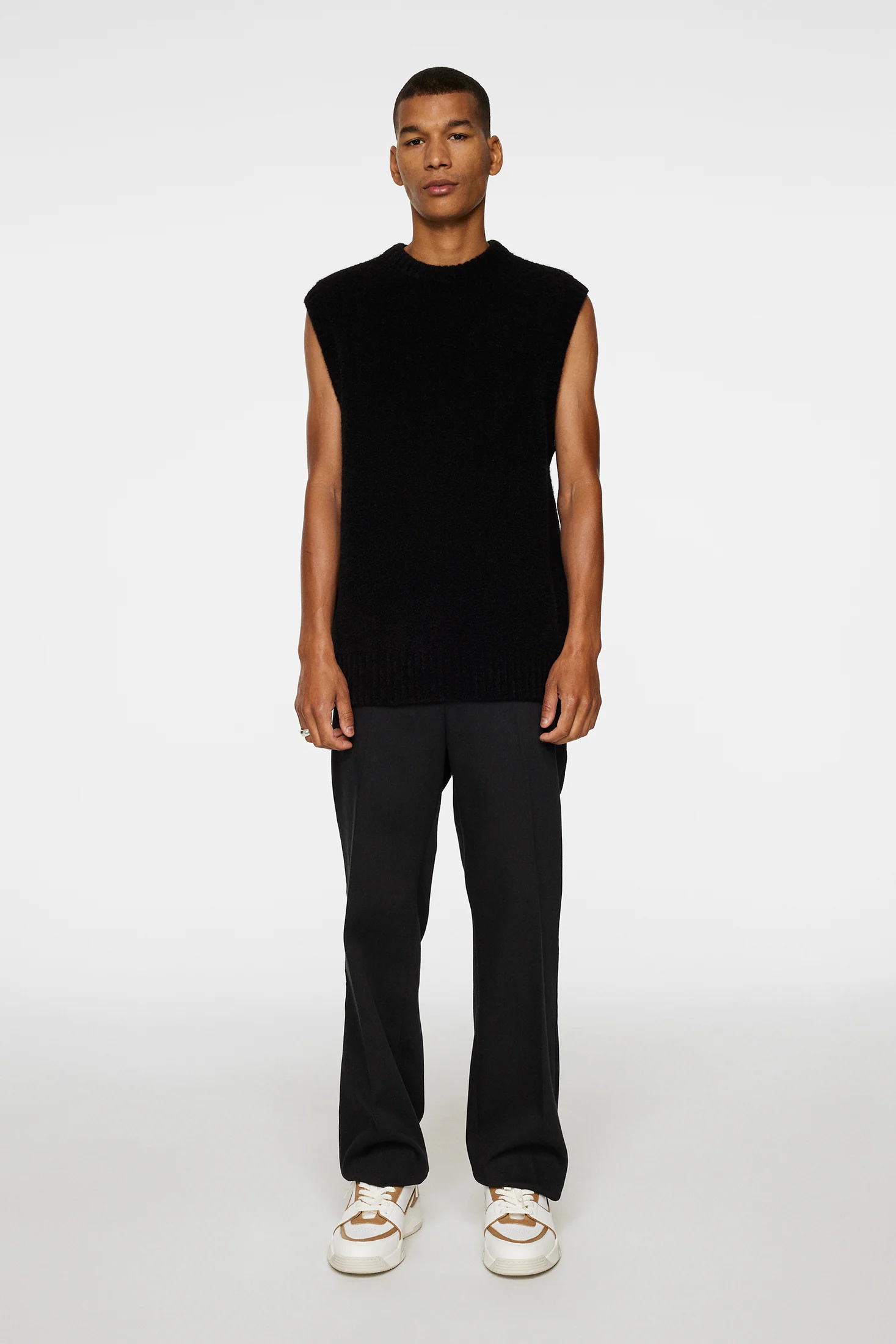 Hardy Knitted Vest / Black - Image 4