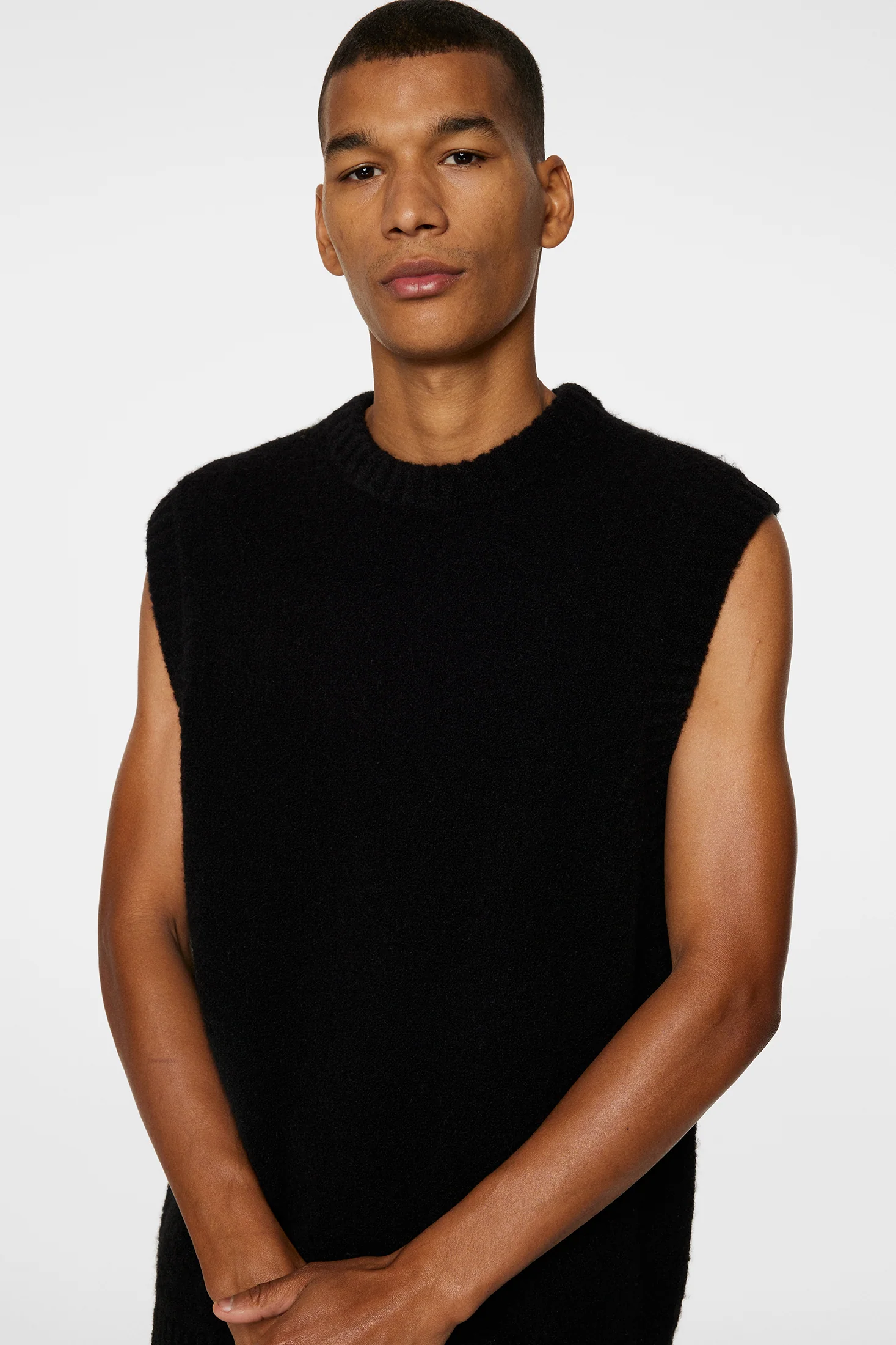 Hardy Knitted Vest / Black - Image 5