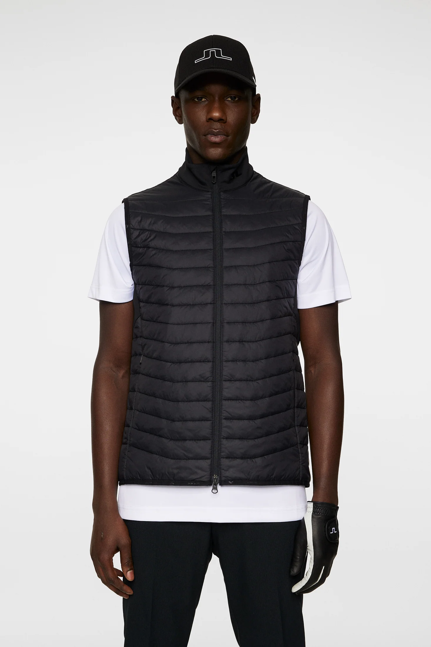 Holden Quilt Hybrid Vest / Black - Image 3