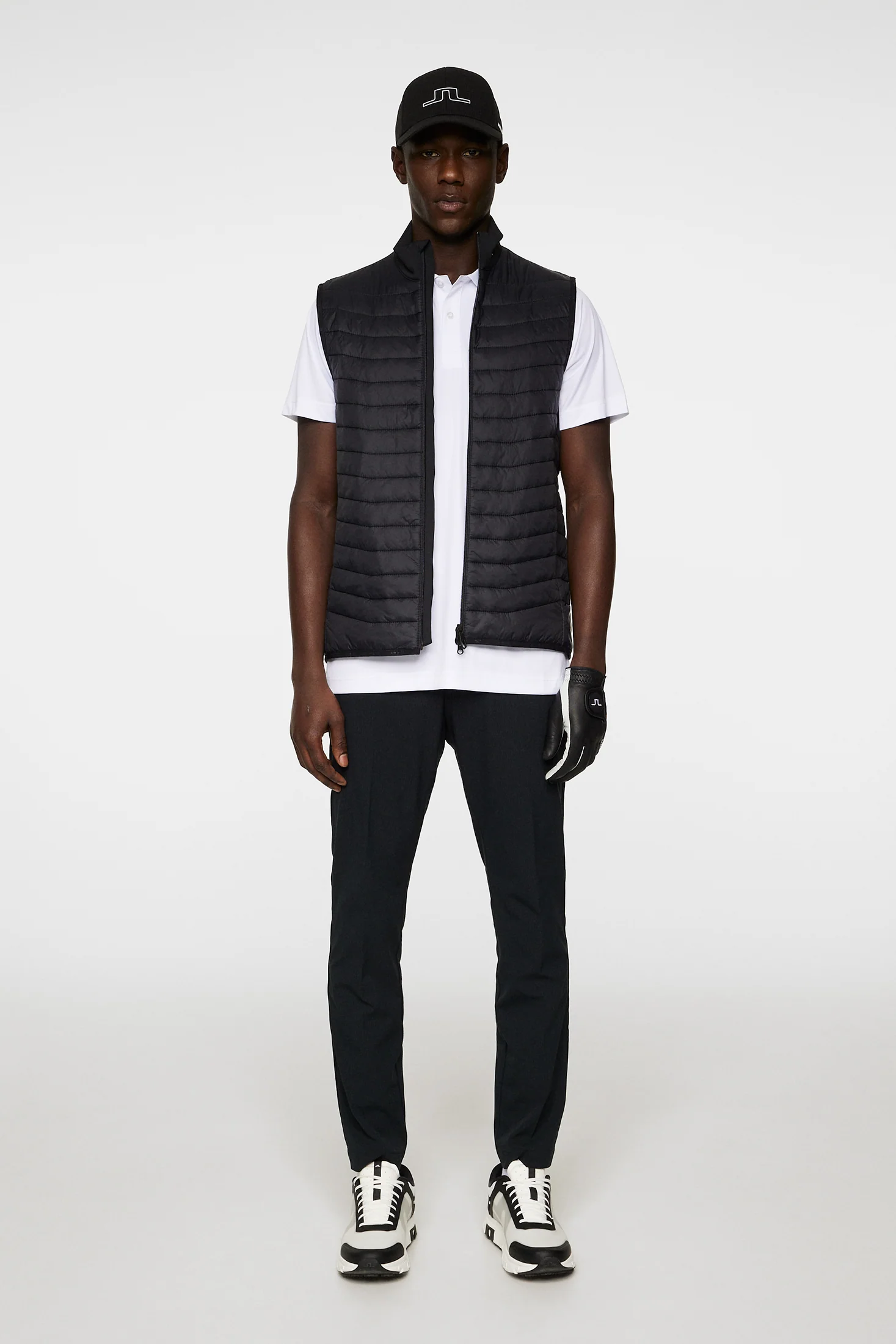 Holden Quilt Hybrid Vest / Black - Image 5