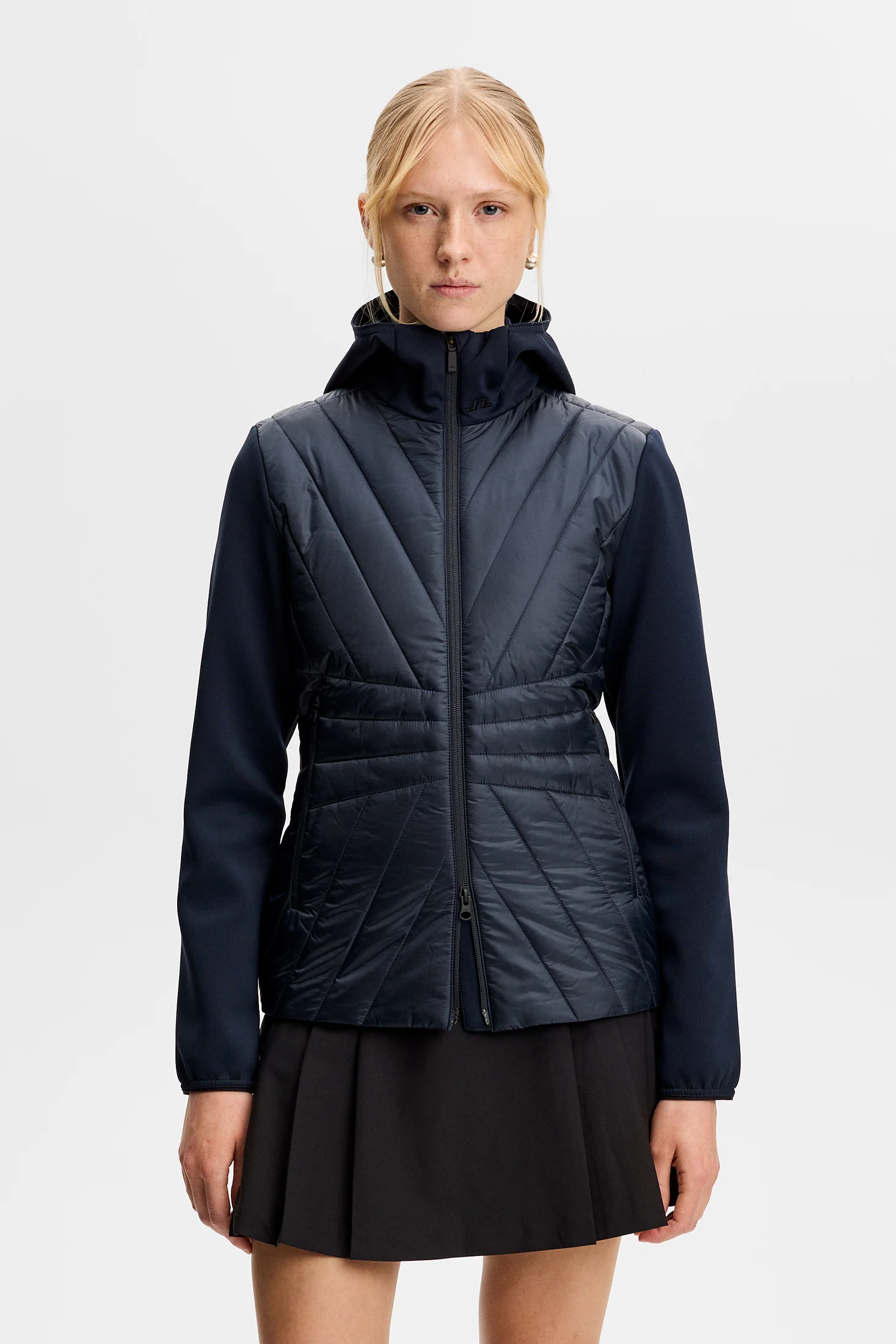 Holma Quilt Hybrid Hood / JL Navy - Image 2