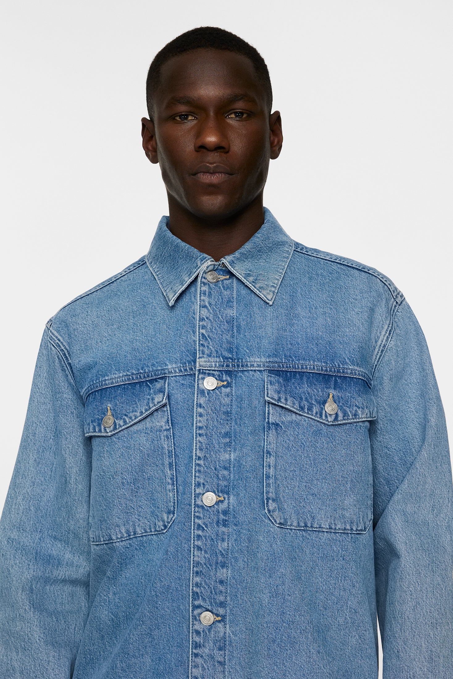 Hunt Washed Denim Overshirt / Light Blue - Image 6