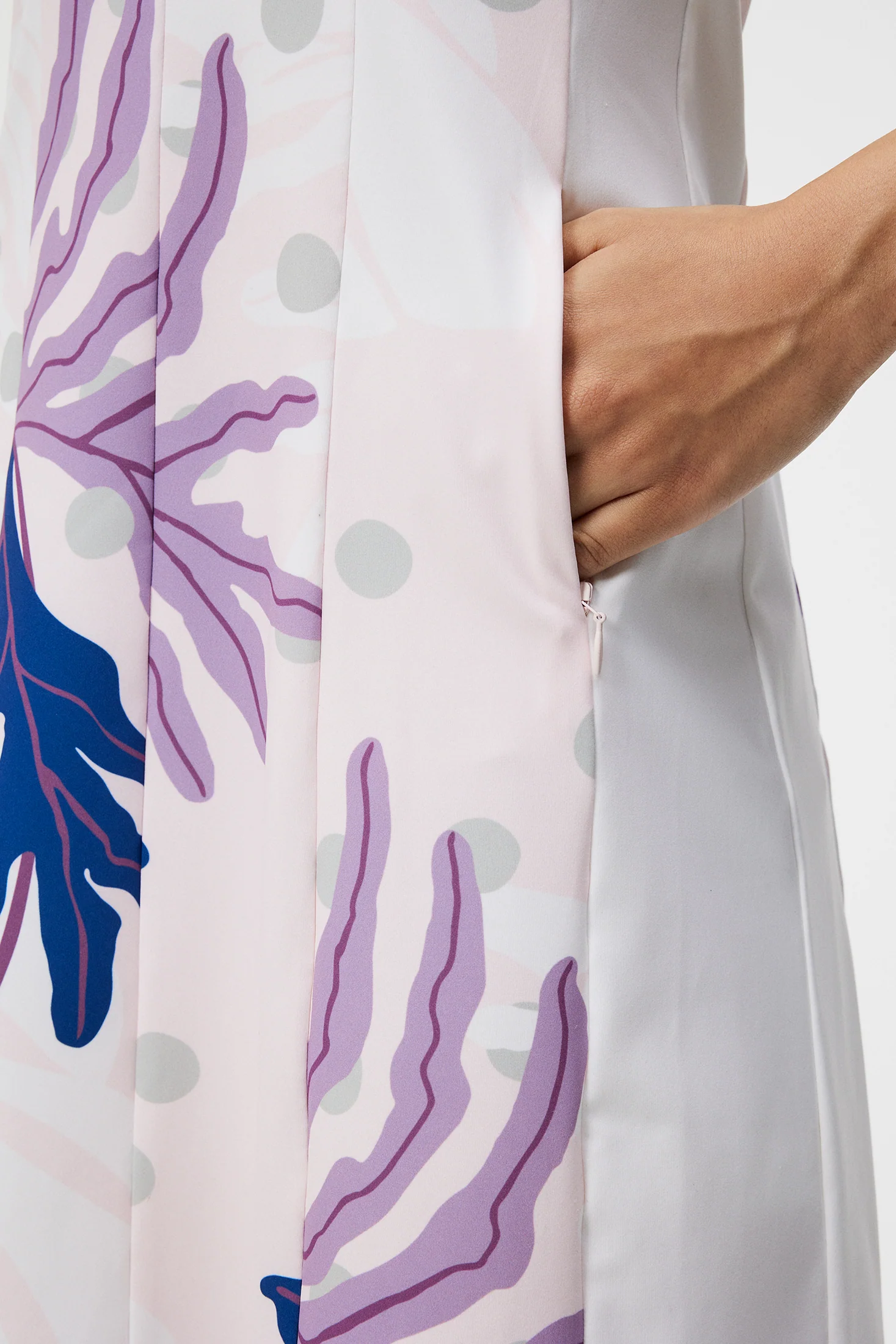 Jasmin Print Dress / Paradise Monstera Pink - Image 6