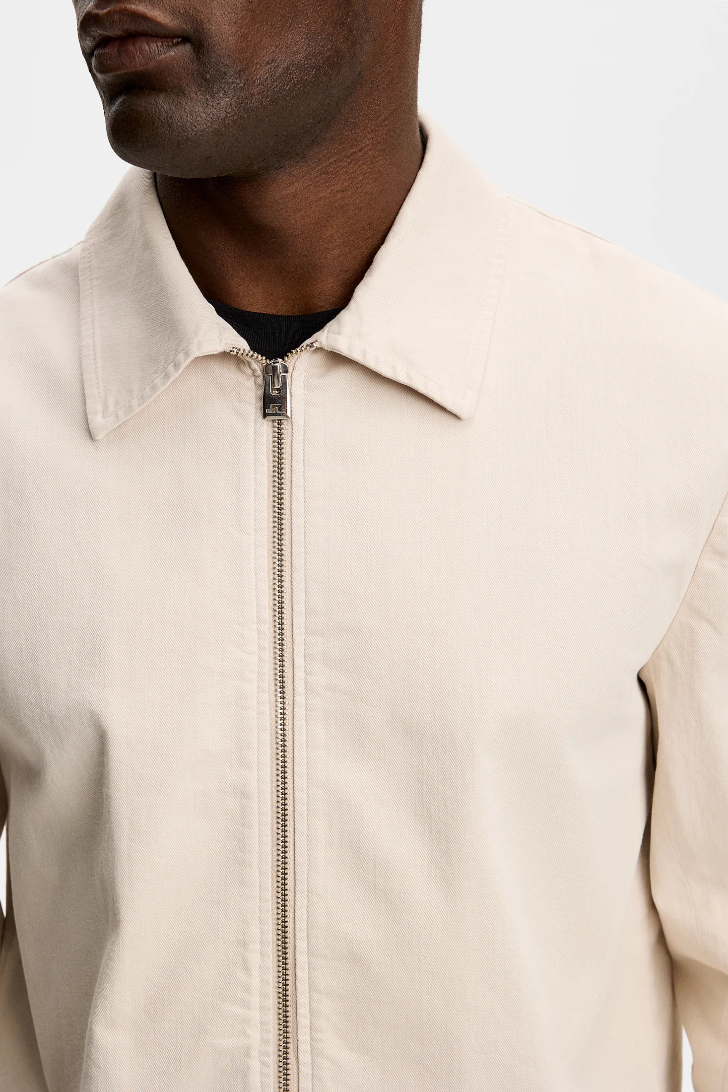 Julius Cotton Twill Overshirt / Moonbeam - Image 5