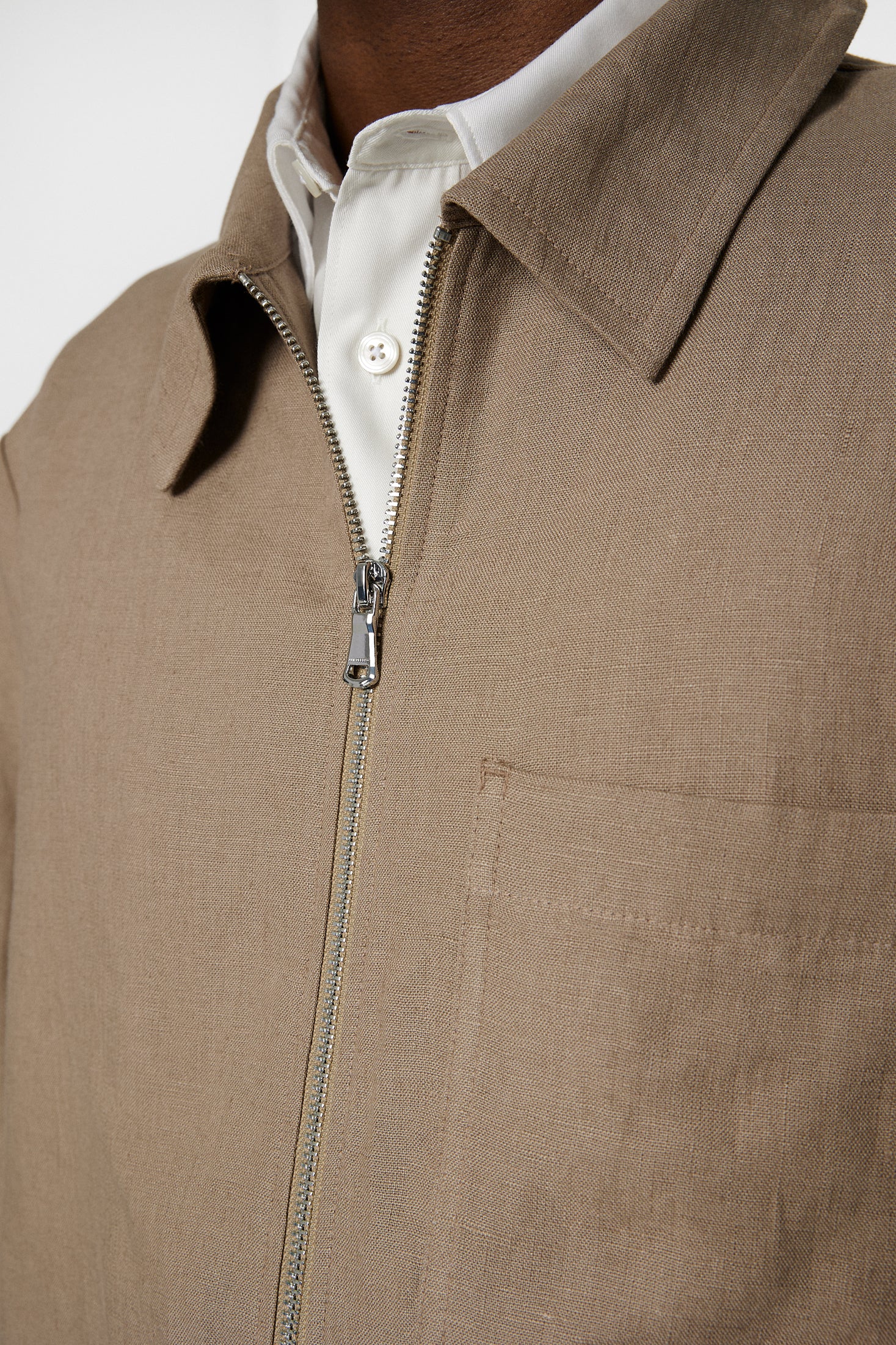 Julius Drape Linen Overshirt / Sepia Tint - Image 6
