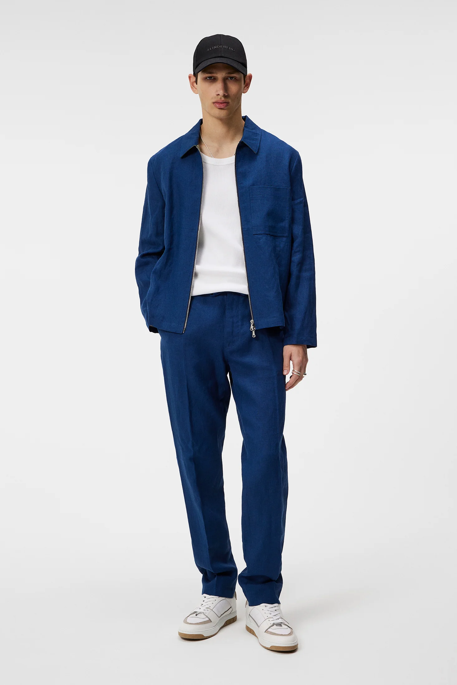 Julius Linen Overshirt / Estate Blue - Image 4