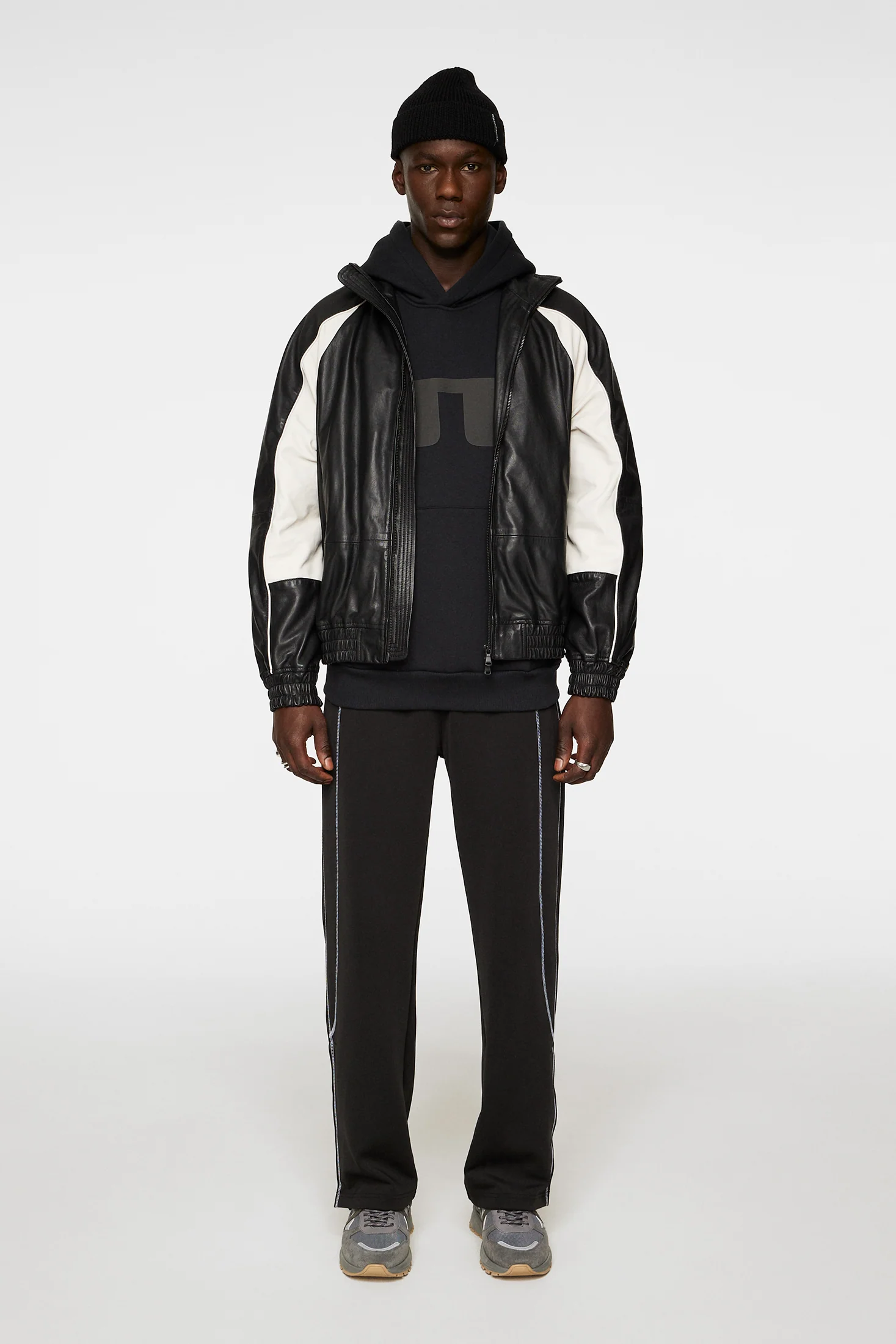 Karson Graphic Hoodie / Black - Image 4