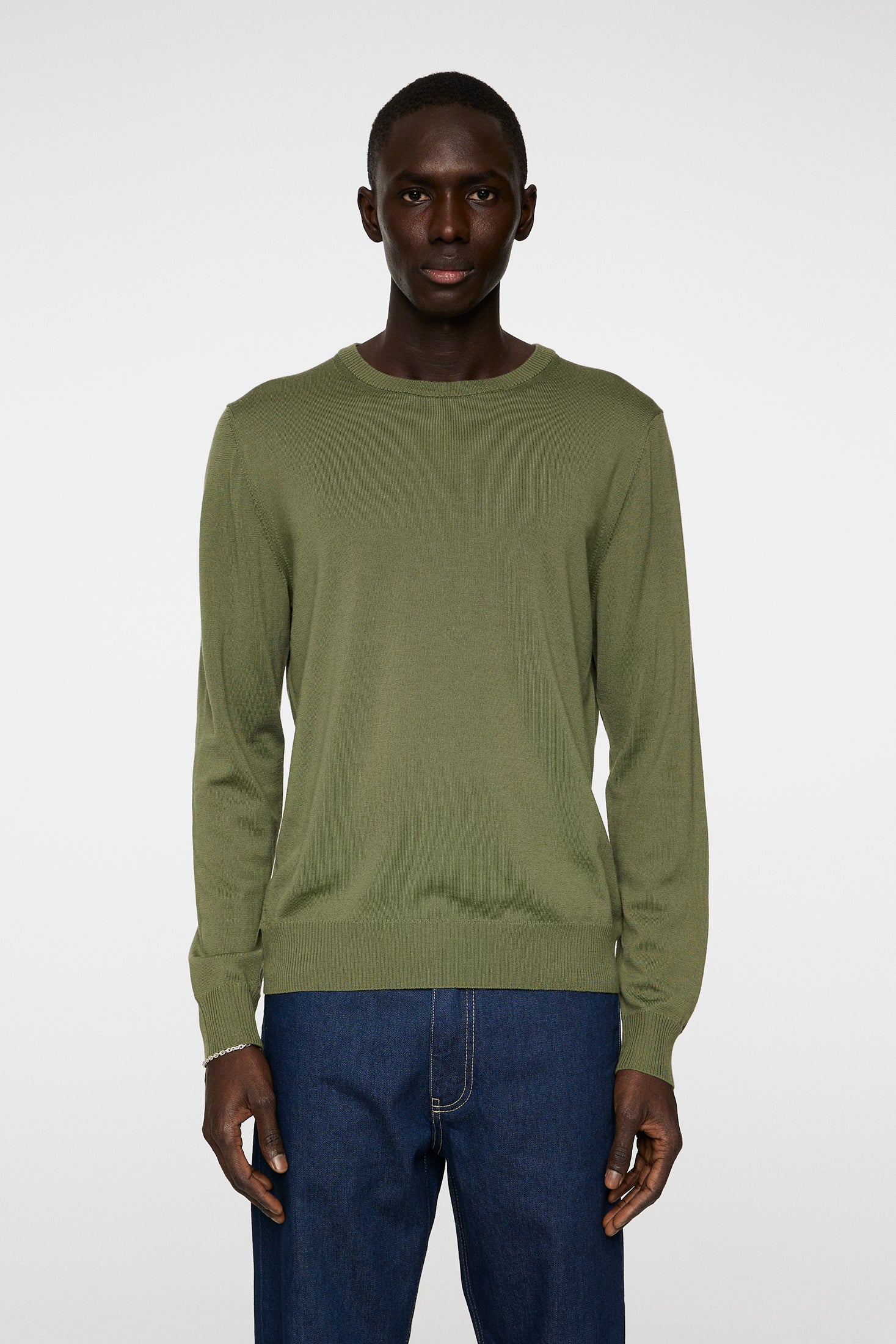 Keane Light Merino Crew Neck / Olivine - Image 2